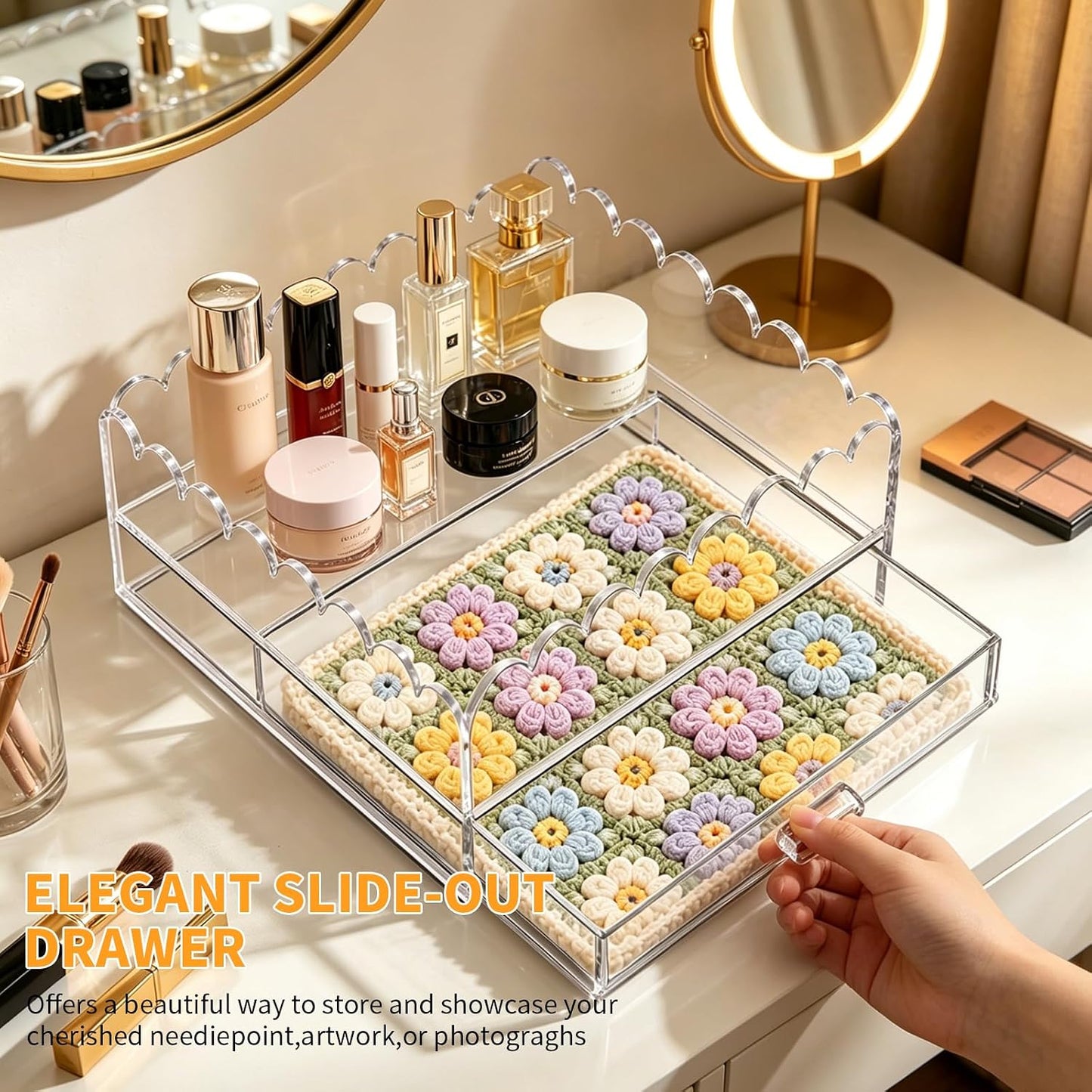 Acrylic Tray / Scalloped Acrylic Tray / 7*7*2.5in / Clear / 7 x 7
