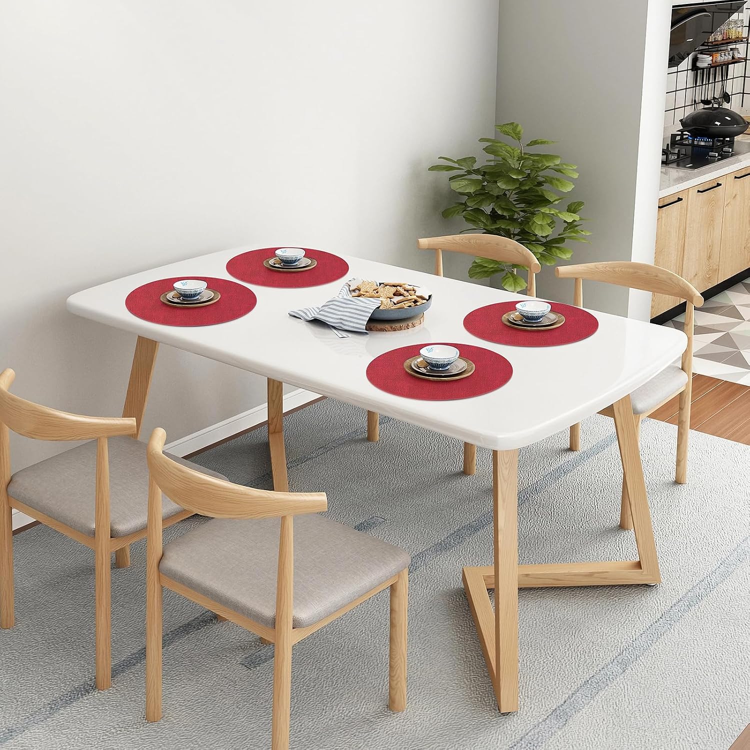 Homaxy Round Faux Leather Placemats and Coasters, Set of 8, Red | Washable Dual-side Table Mats, Wipeable Place Mats