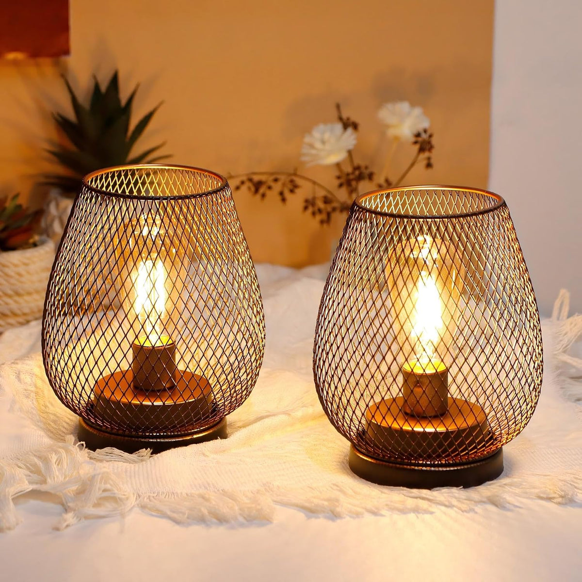 JHY DESIGN Set of 4 Metal Cage LED Lantern Battery Powered Cordless Accent Light with LED Great for Weddings Parties