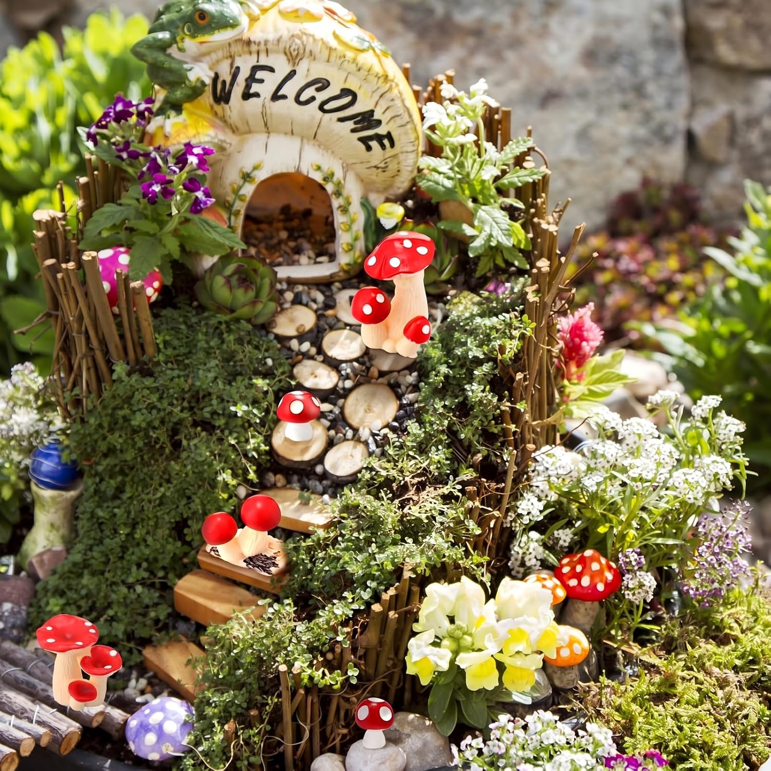 Bulk Tiny Mushrooms Mini Figurines Little Mushroom Indoor Outdoor Decor Garden Mushroom / Set of 120