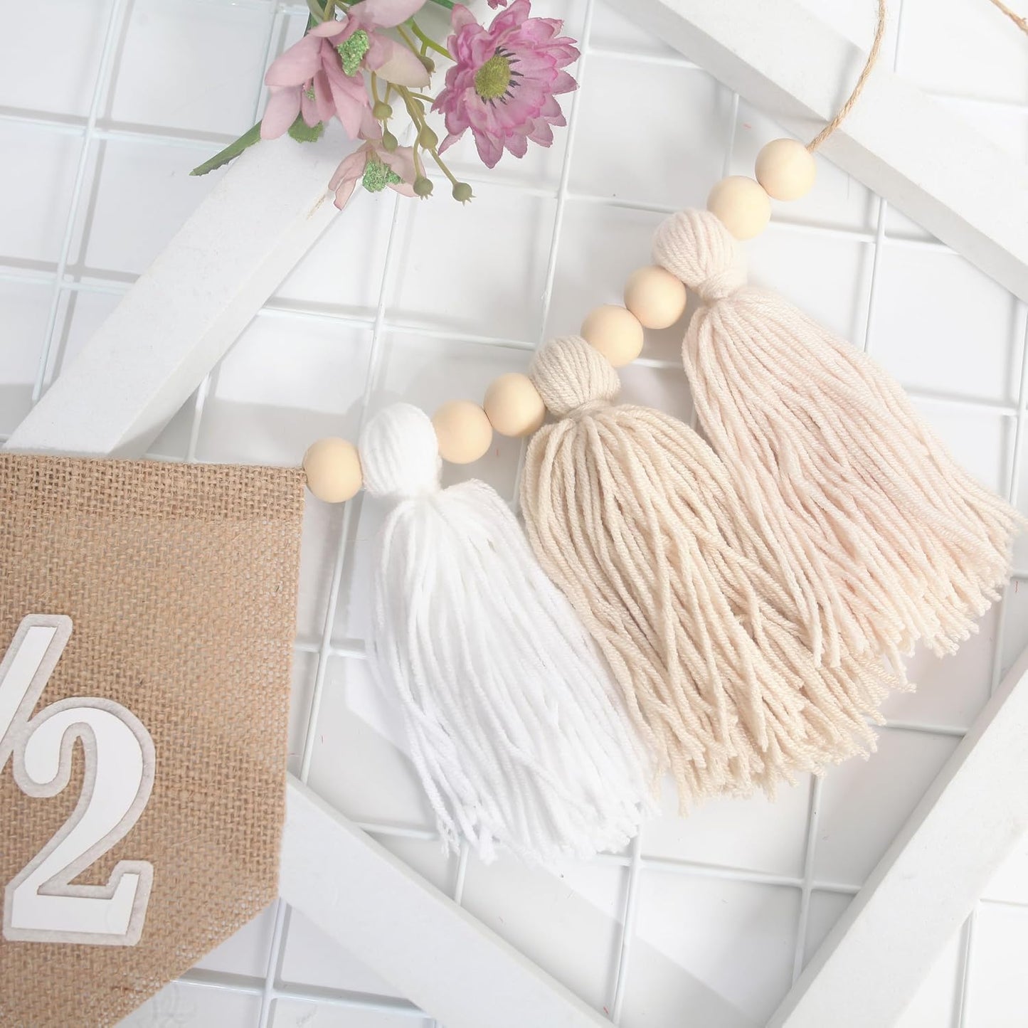 Wood Bead Tassel Garland / White