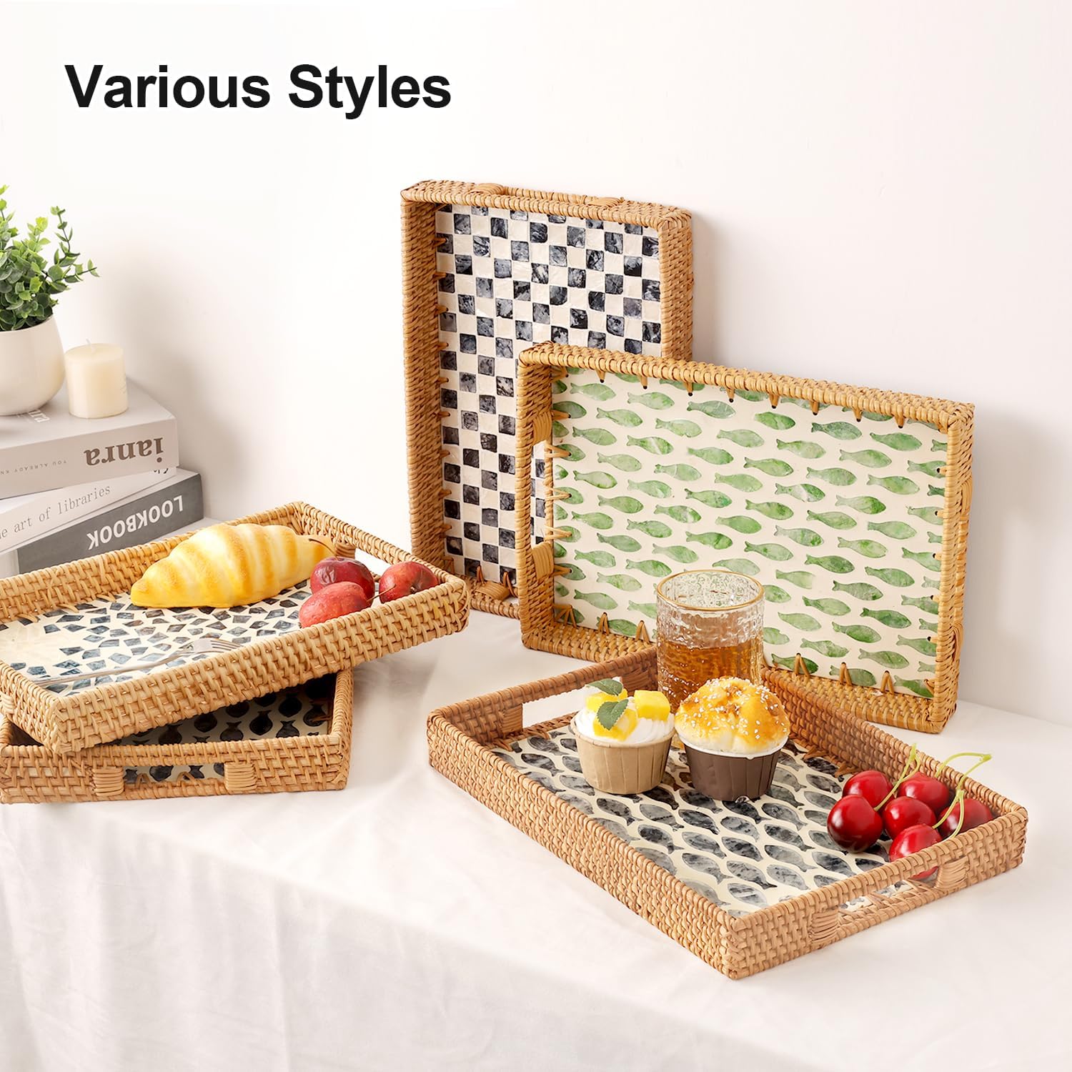 Rattan Serving Tray / Dark Blue Fish