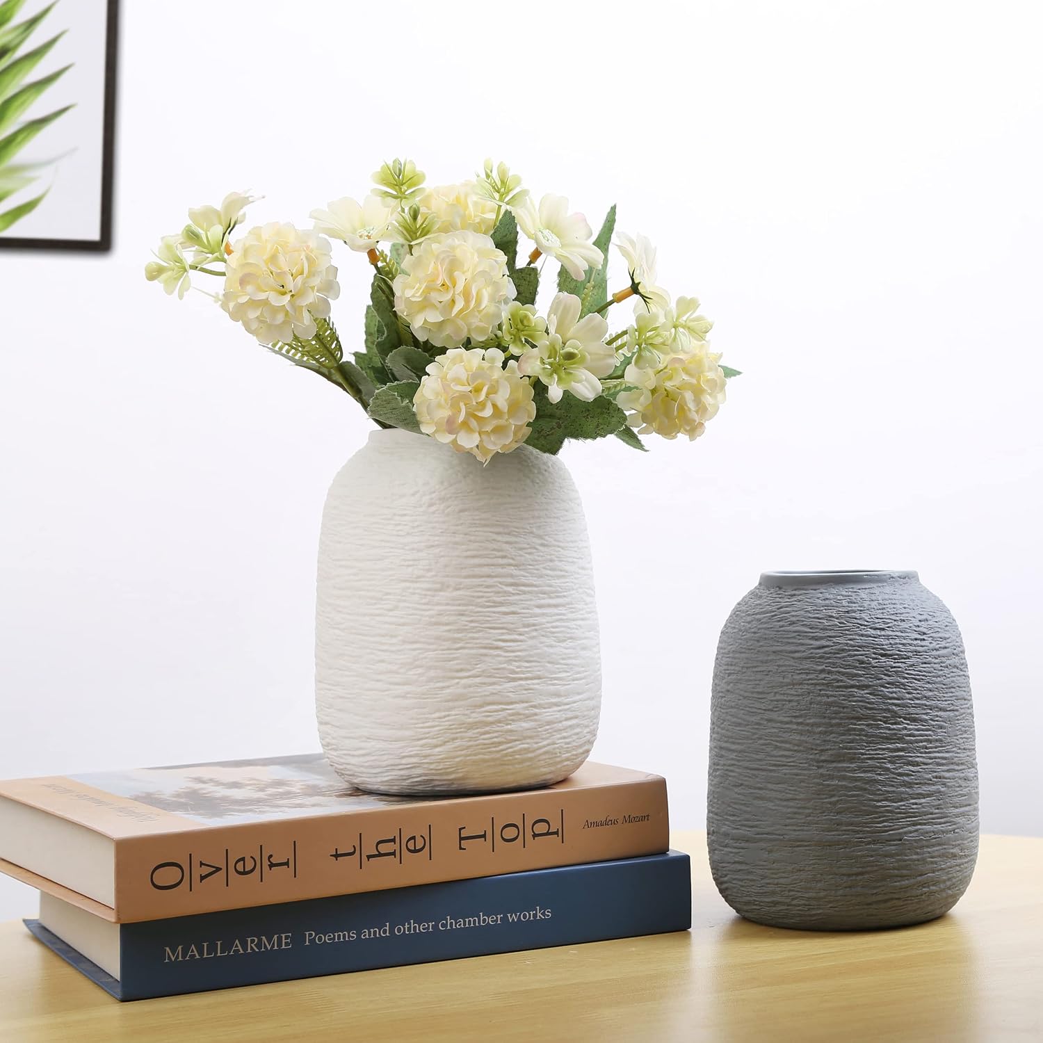 Grey Ceramic Vases / Zj Grey
