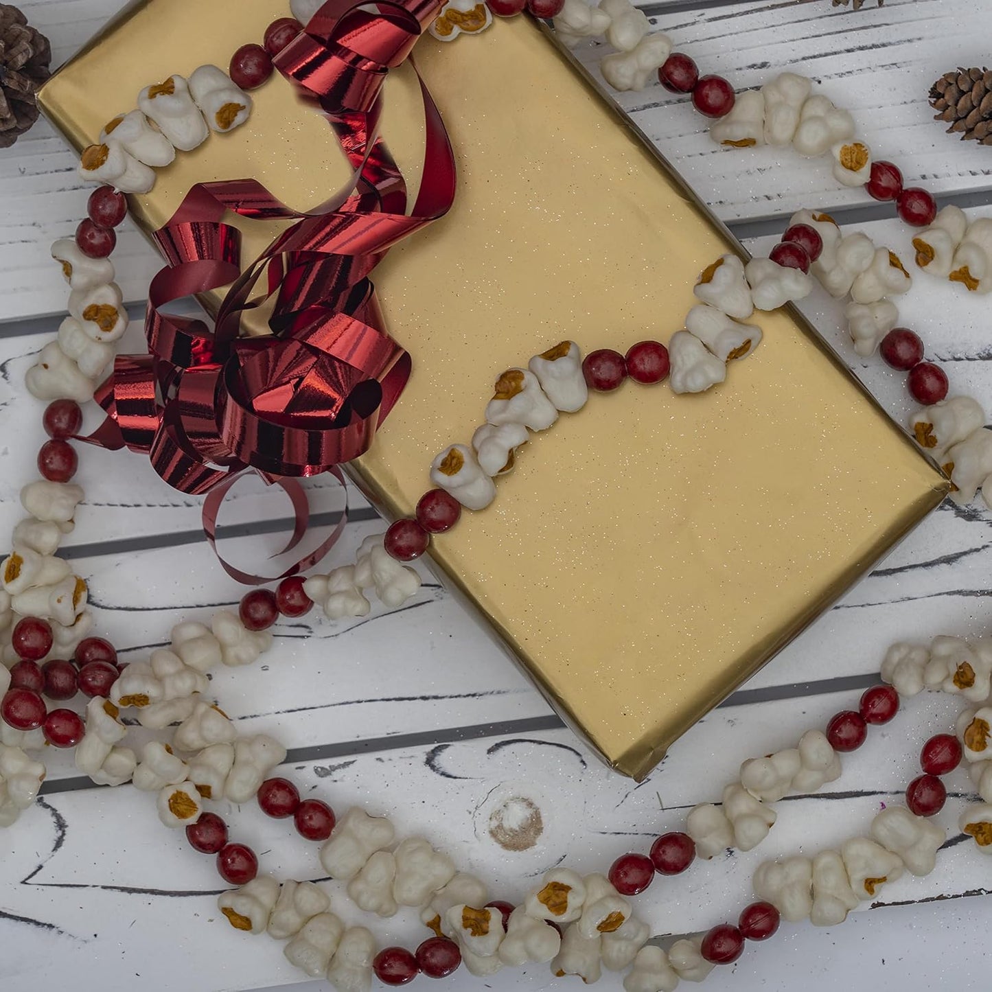 Popcorn Cranberry Wooden Christmas Garland - Red Tree Bead Decoration