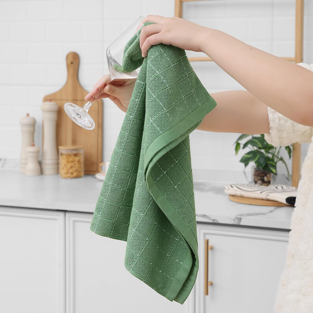 Homaxy 100% Cotton Terry Kitchen Towels, Large 8 Pack, Grass Green | Ultra Soft and Absorbent Dish Towels for Kitchen
