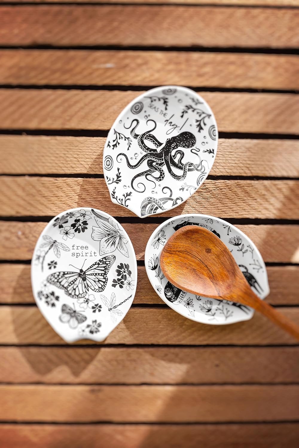 B&W Ceramic Spoon Rest / OS / Mushroom
