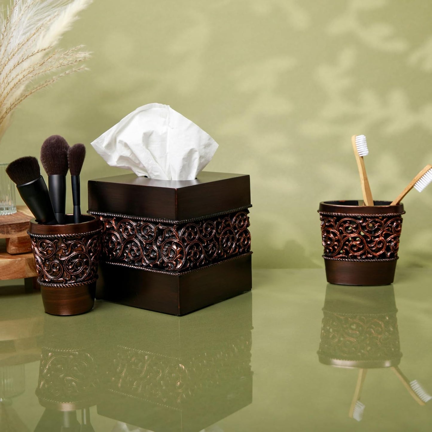 Finish Square Tissue Box Cover / Bronze