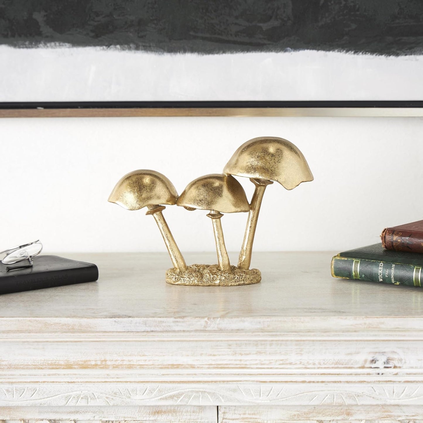 Accent Figurine / SMALL SIZE / Gold / 10 x 4
