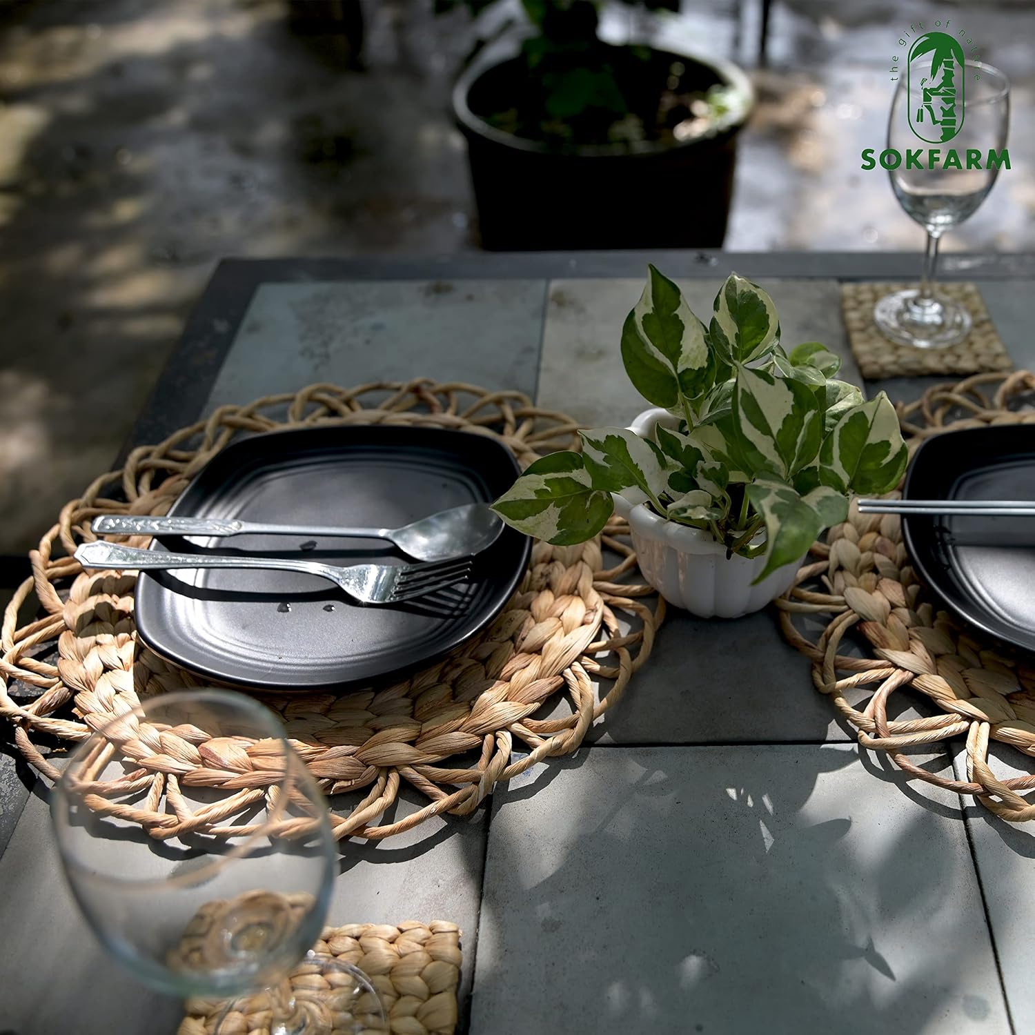 Round Woven Placemats Set of 6, Water Hyacinth Rattan Placemats for Round Table, Plate Chargers for Dinner Plates