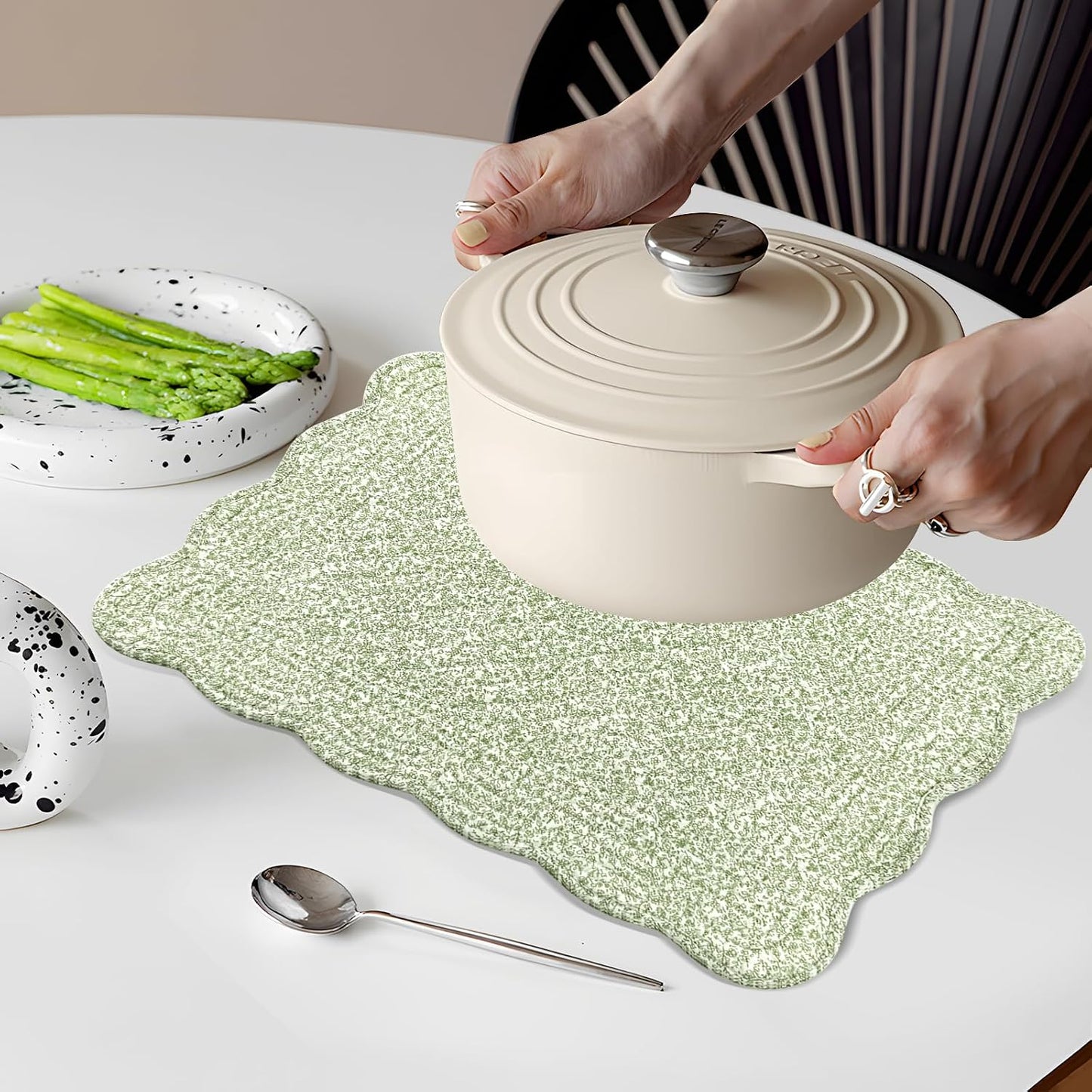 6 PC Quilted Placemats, 18"X13"Extra Large Cotton Placemats Set of 6, 100% Cotton Fabric Washable Cloth Table Mats for