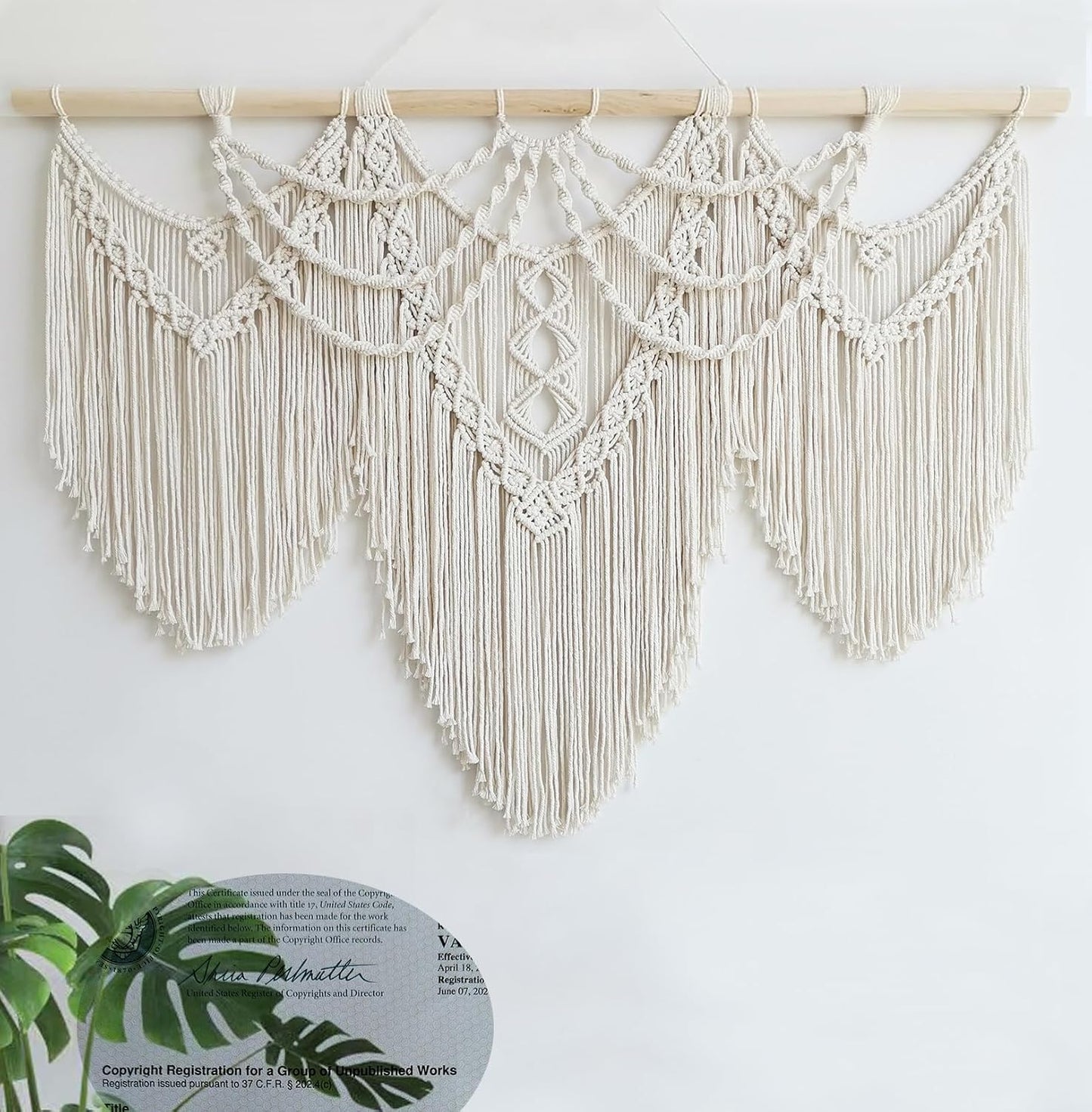 Macrame Wall Hanging Large- Boho Wall Decor- large wall art- Wall Decor Living Room / Beige-fringe