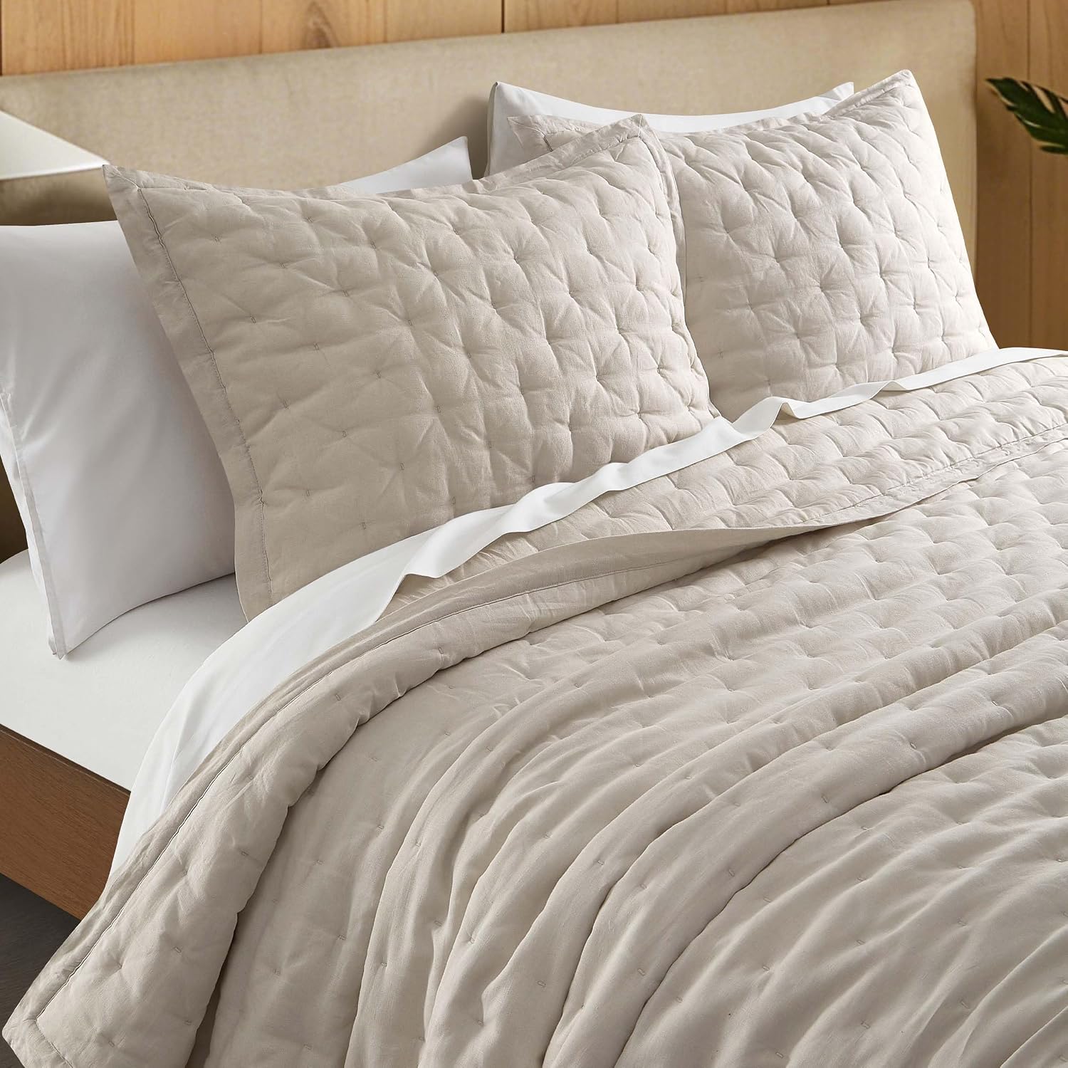 Bedsure Tufted Boho Comforter Set King Size - Yellow Boho Bed Set, GentleSoft™ 3 Pieces Farmhouse-Style Embroidery