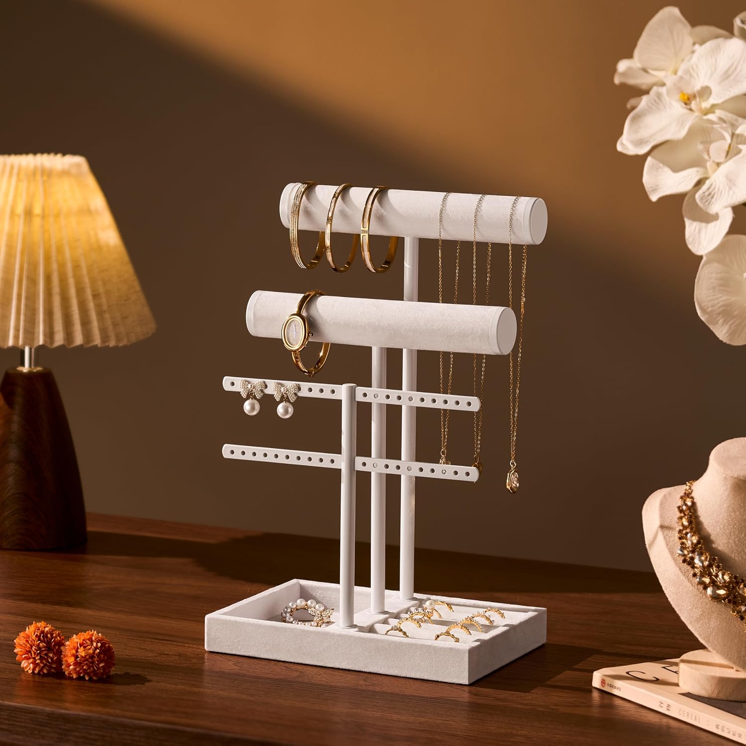Detachable T Bar Velvet Bracelet Holder / Pure White / Standard