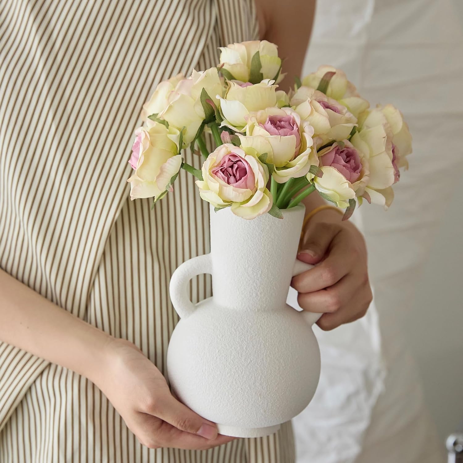 Ceramic Vase / Modern Flower Vase Decorative Vases for Bouquet / Vase-04 / White / 7 Inch