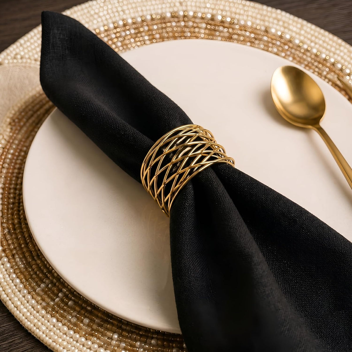 Durable Metal Iron Napkin Rings for Table Decor, Elegant Metal Table Setting Accessory, Rustic Napkin Holder for Modern