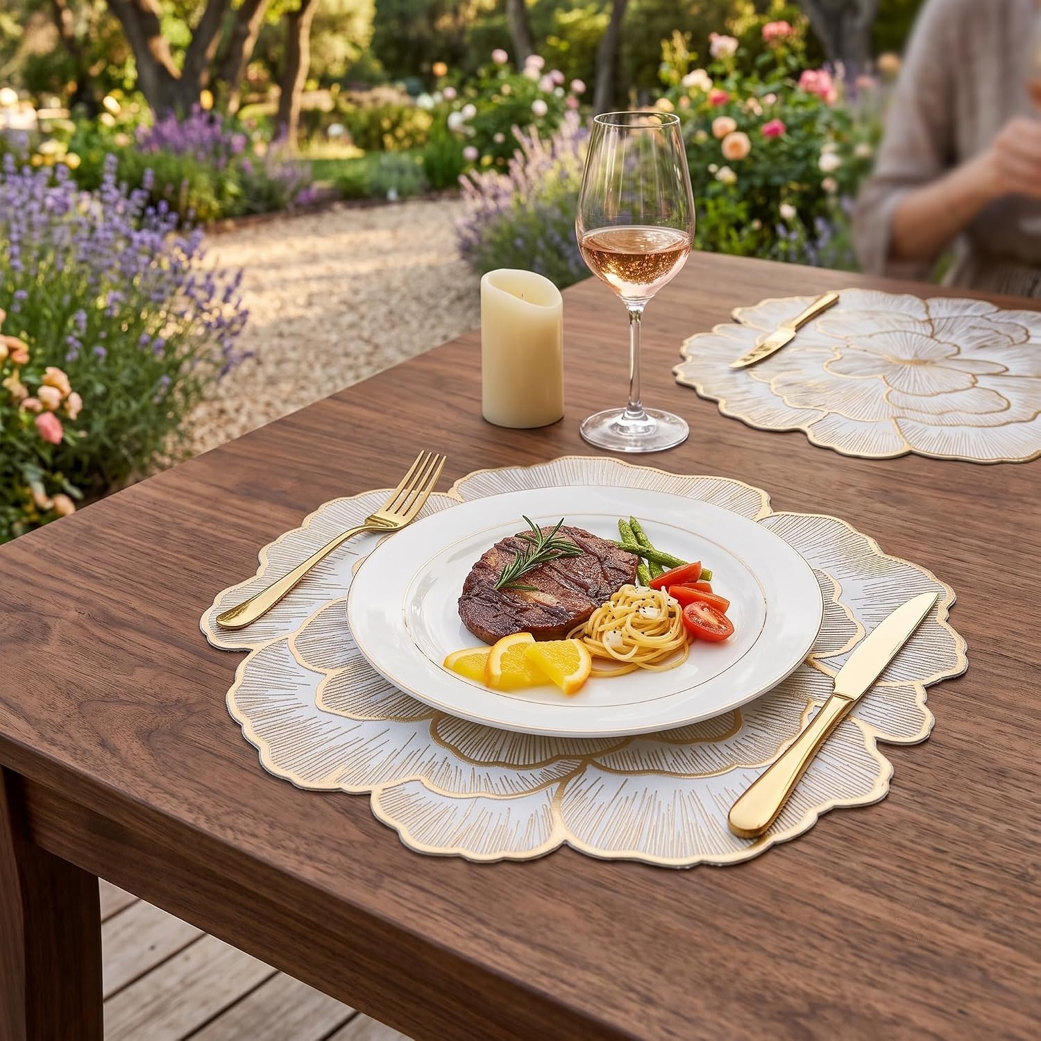 FAVE 12PCS Sparkling Floral Round Placemats Vinyl Gold Placemats | Placemats Set of 12 for Wedding, Banquets, Birthday