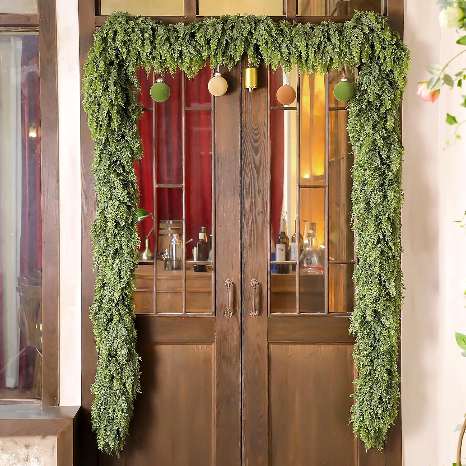 1 Pcs 8.4ft Christmas Artificial Cedar Garland Realistic Soft and Thickness Green Full Faux Cedar Pine Garland for