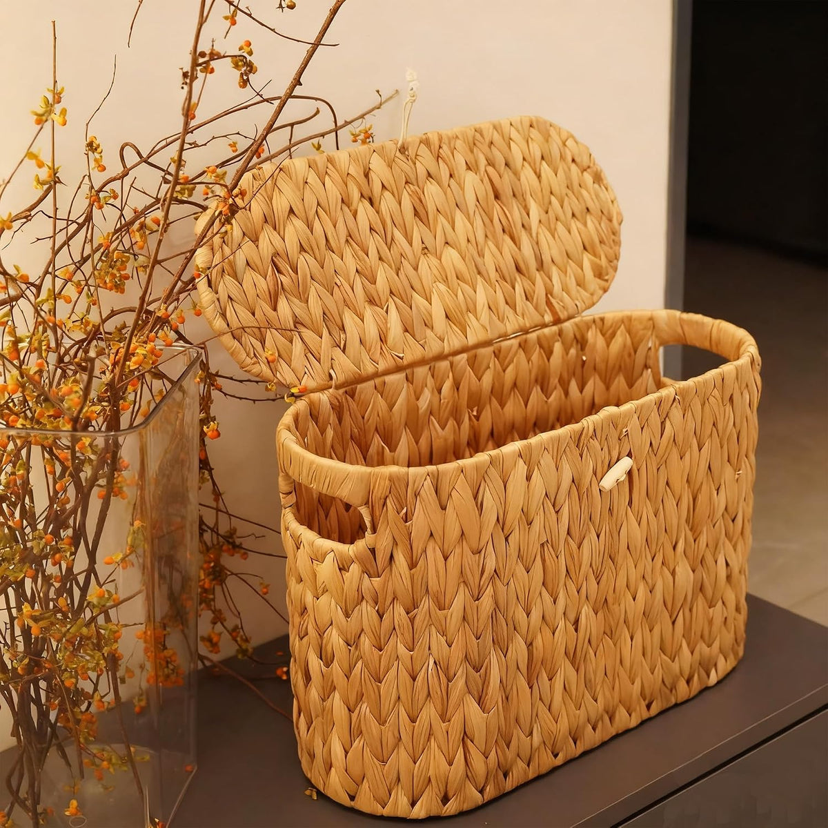 PINXIURY Water Hyacinth Toilet Paper Storage Basket, Bathroom Toilet Organizer with Lid, Woven Toilet Paper Holder for