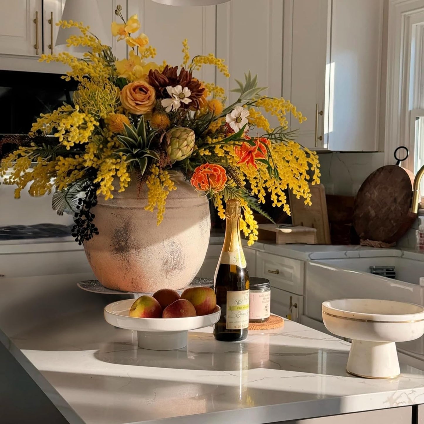 Ceramic Flower Vase / 101-8.6in / 8.66 Inch