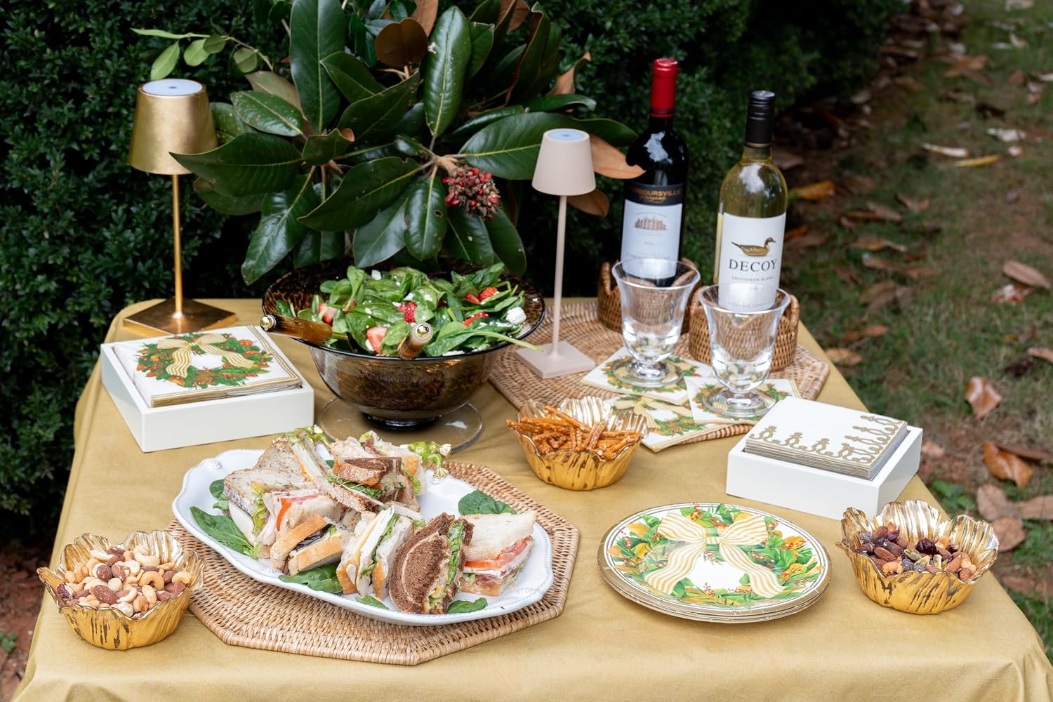 Rattan Scalloped Wine Coaster / Natural
