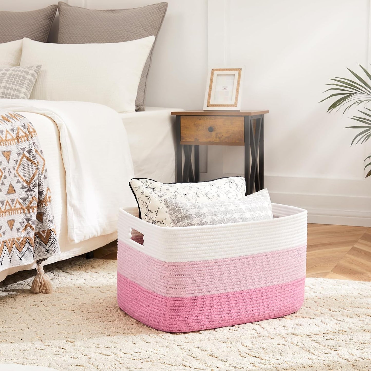 Rectangle Woven Baskets for Storage / Pink / 65L
