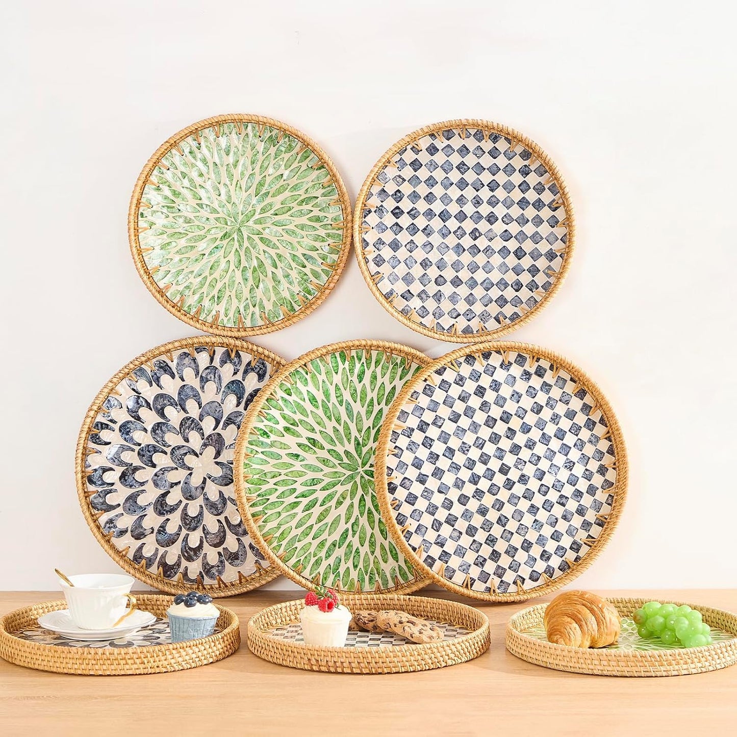 Round Rattan Tray / Checkerboard / 13.5