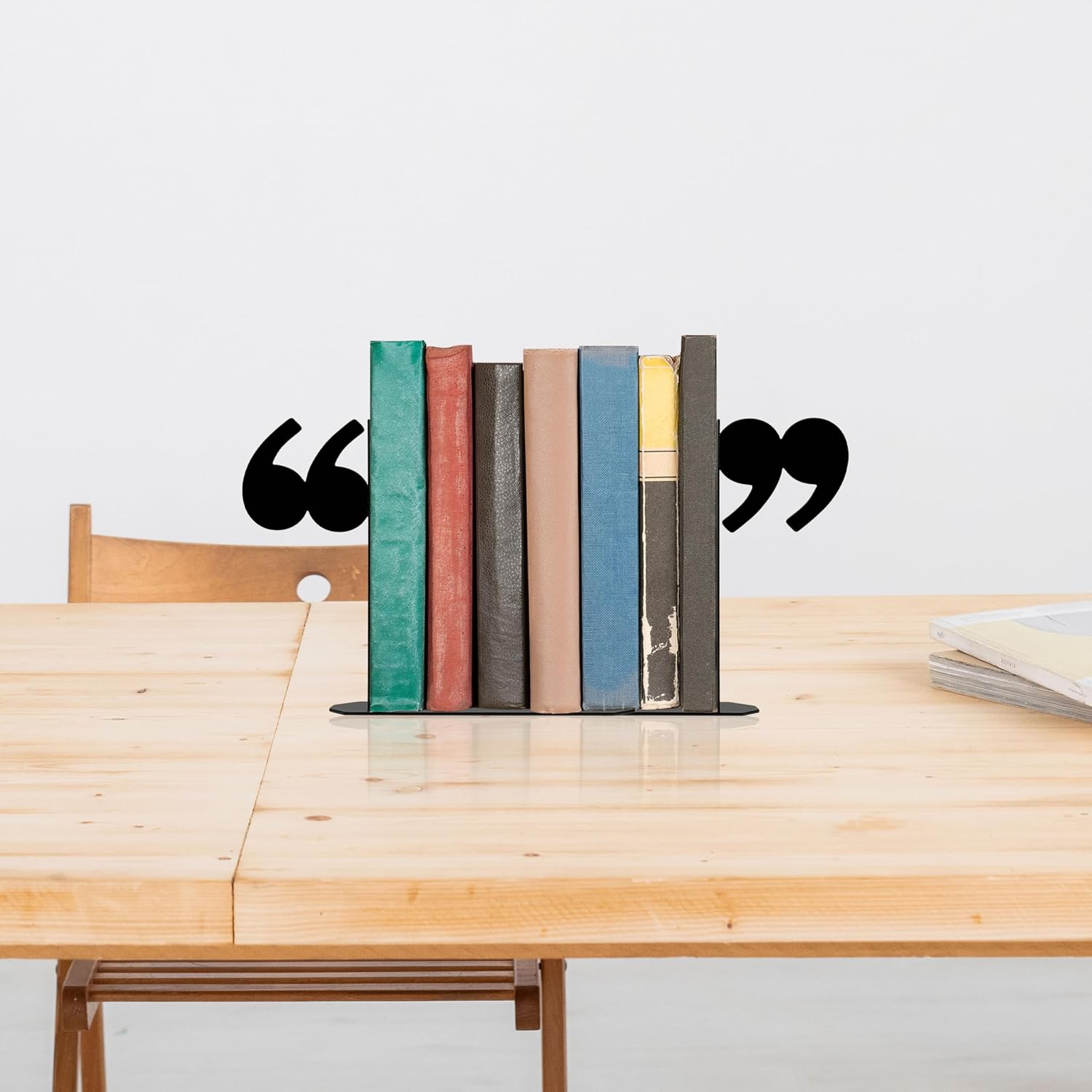 Unique Bookends Decorative Metal Quotation Mark Design