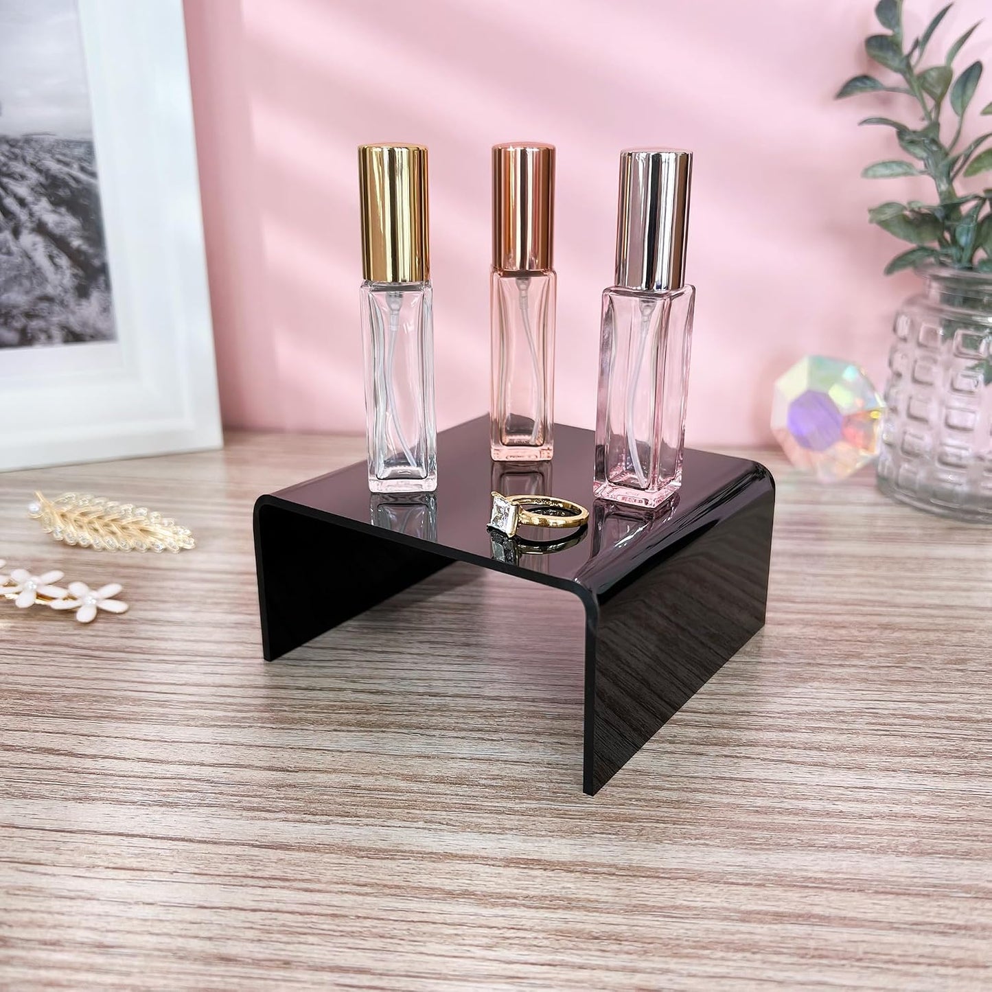 Acrylic Short Square Display Riser / 2 x 4 x 4 / Black