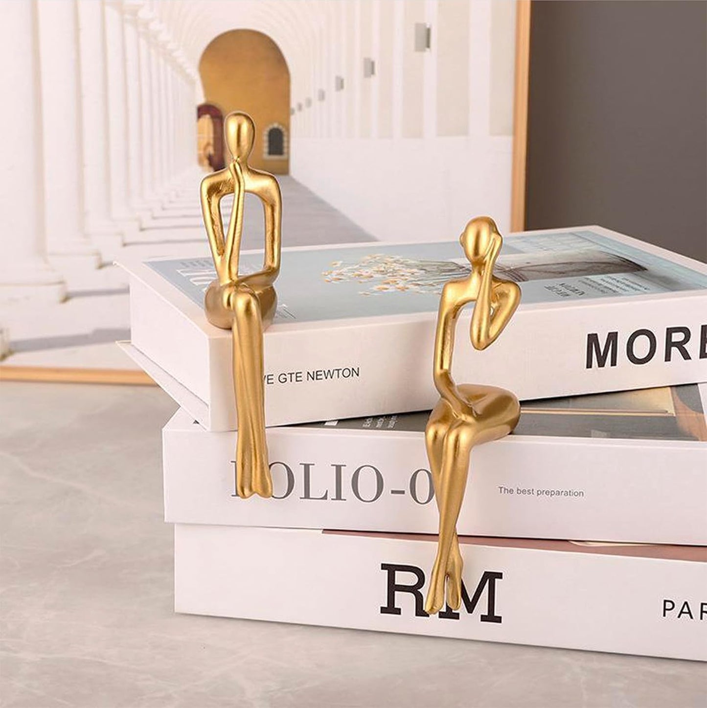 Bookshelf Desk Figurines / Gold / Set of 3