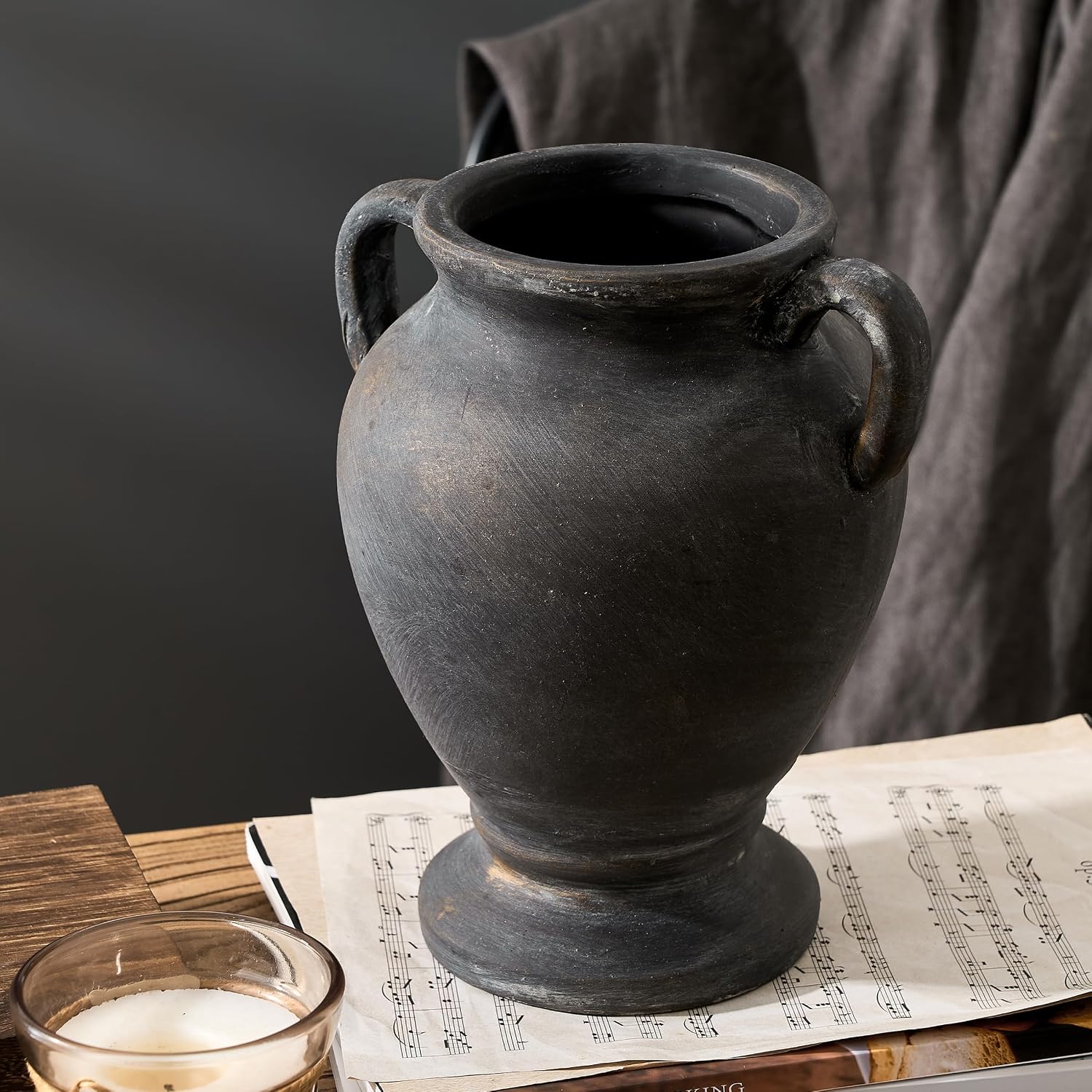 Farmhouse Terracotta Vase / Black Bronze- 8.36 / 8.36 Inch