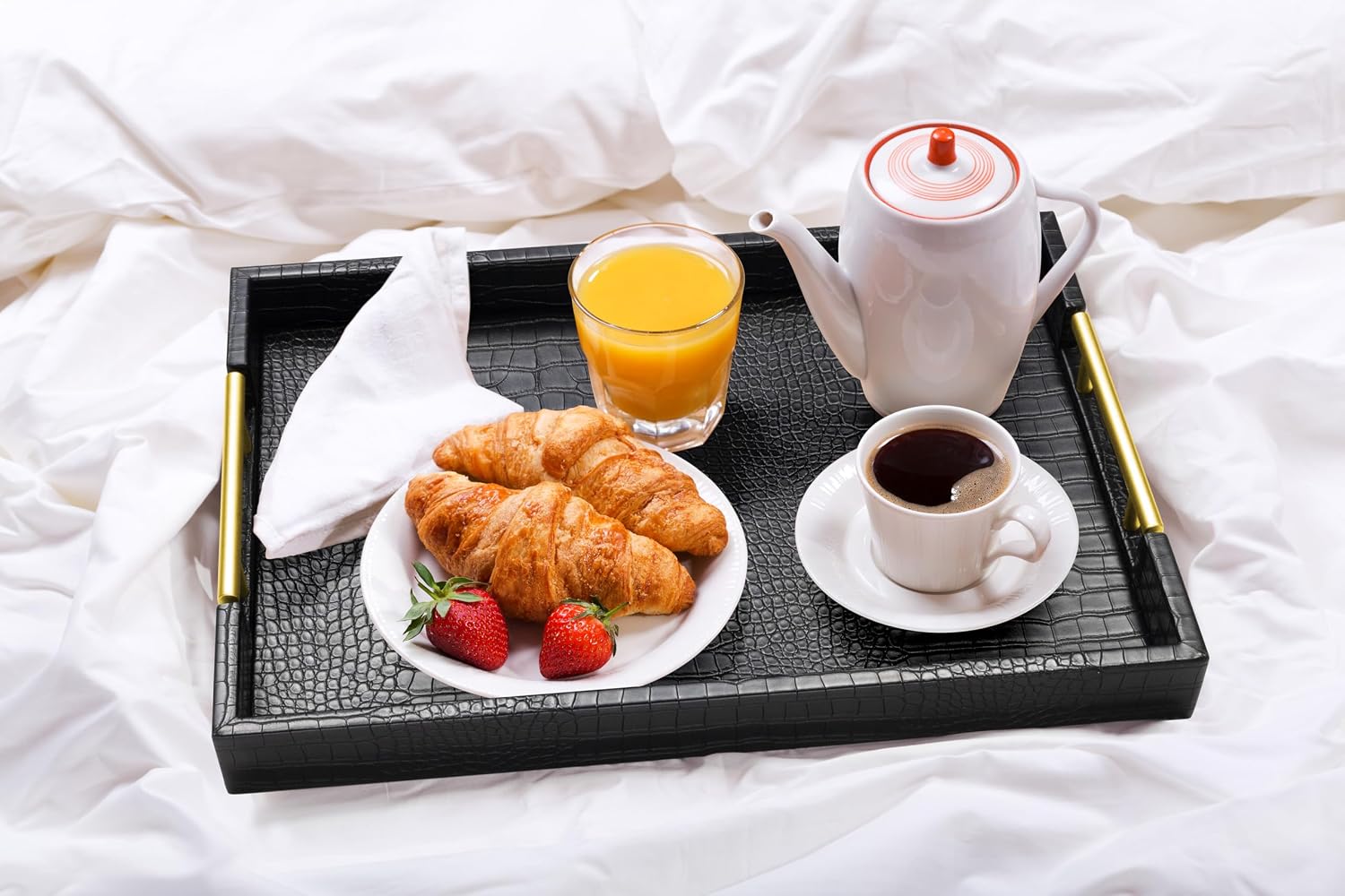 Wood Serving Tray / Alligator Black / 17 x 12 x 1.8
