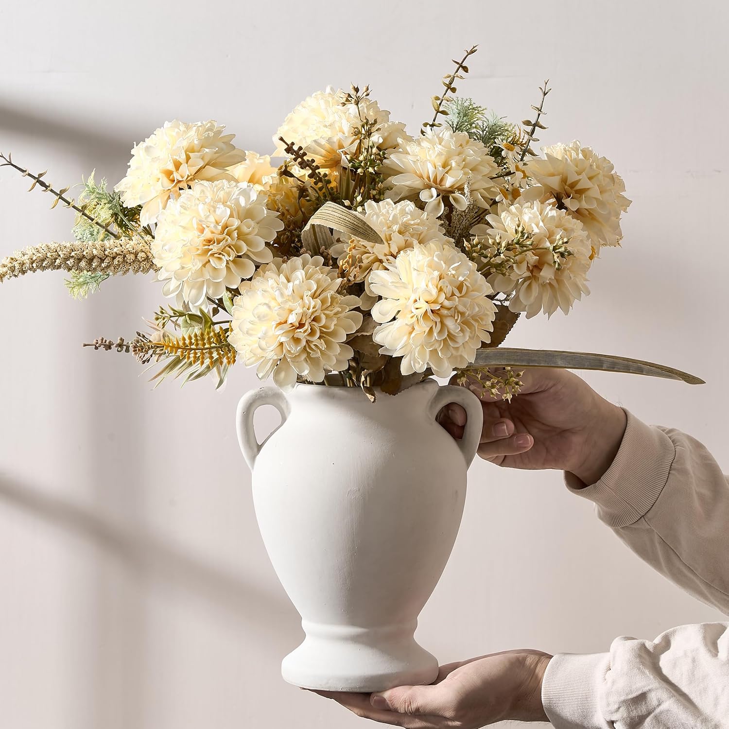 Farmhouse Terracotta Vase / Off-white- 8.46 / 8.46 Inch