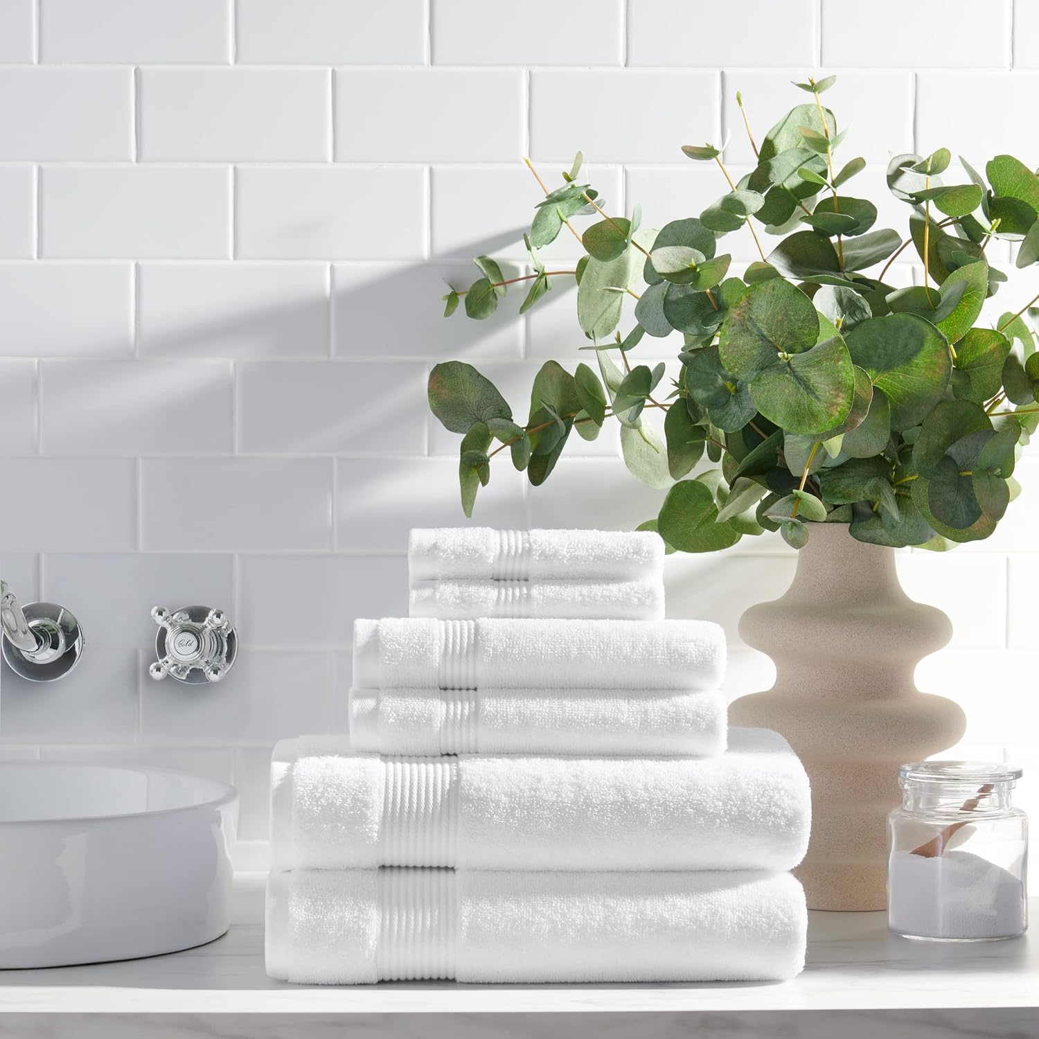 Arkwright Solid Bath Towels, Pack of 4, 100% Cotton 600 GSM Soft Absorbent Bathroom Towels for Hotel, Spa or Vacation