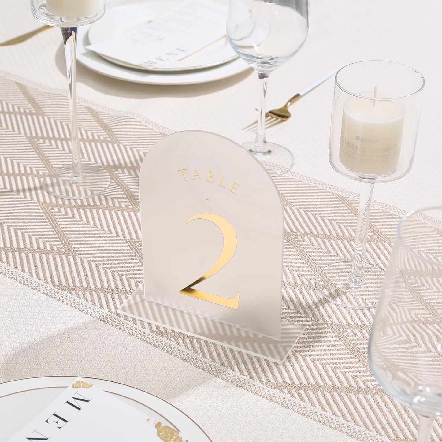 UNIQOOO Frosted Arch Wedding Table Numbers 1-20, Gold Foil Printed 5x7 Acrylic Display Signs and Holders, Pack of 20