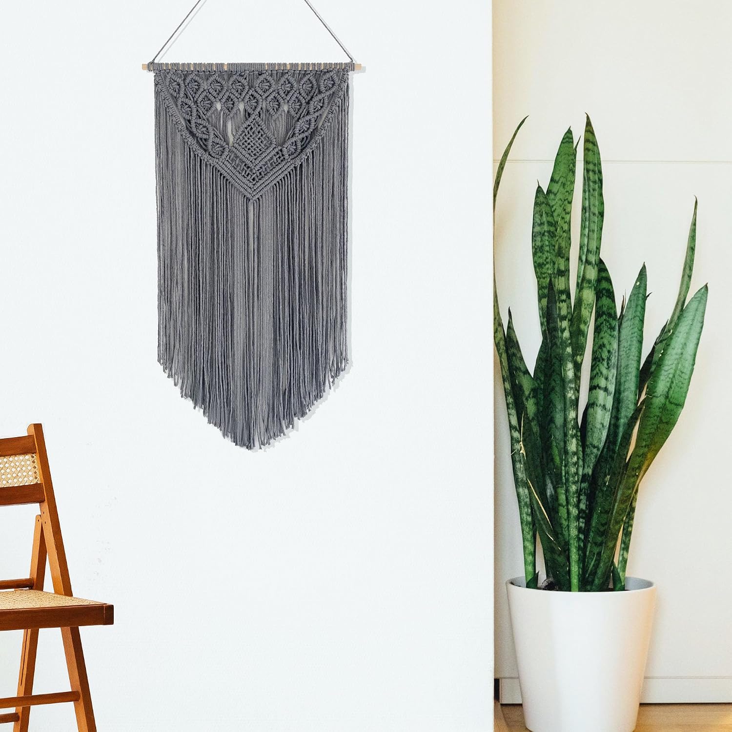 Boho Macrame Wall Hanging / Grey