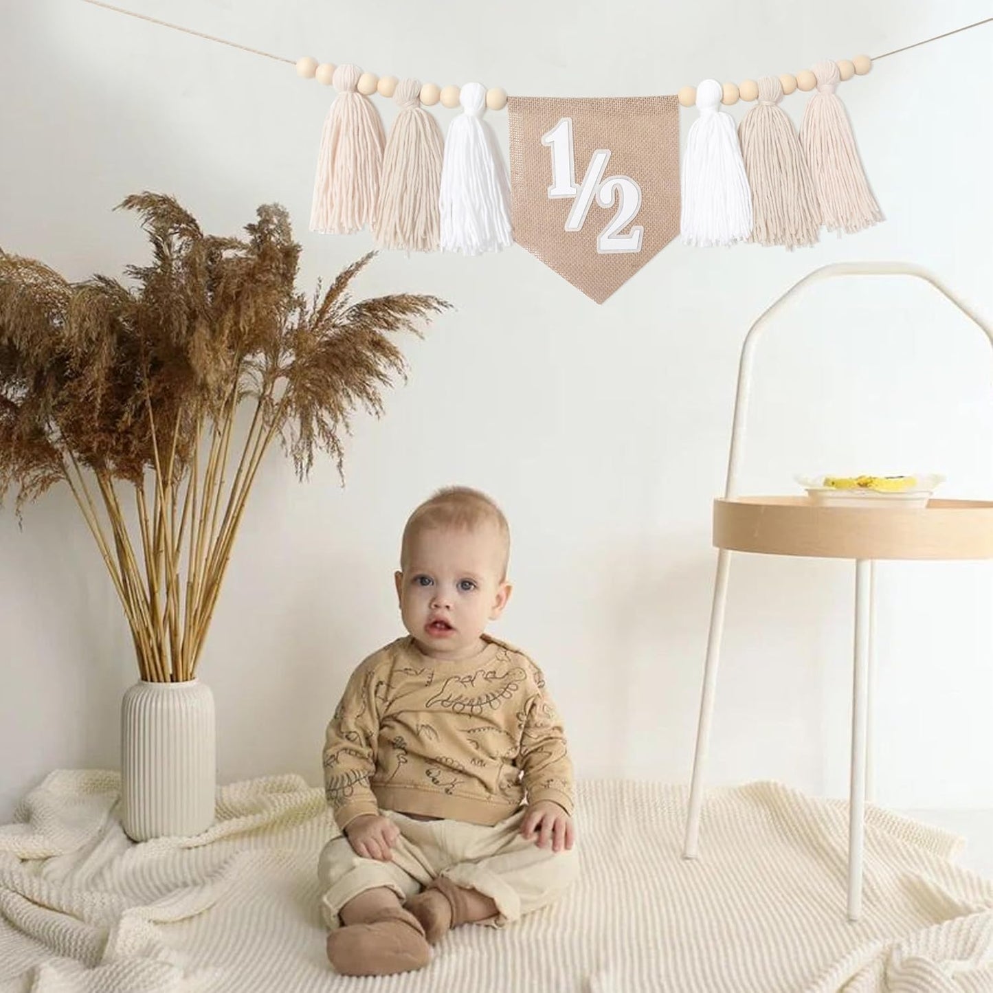 Wood Bead Tassel Garland / White