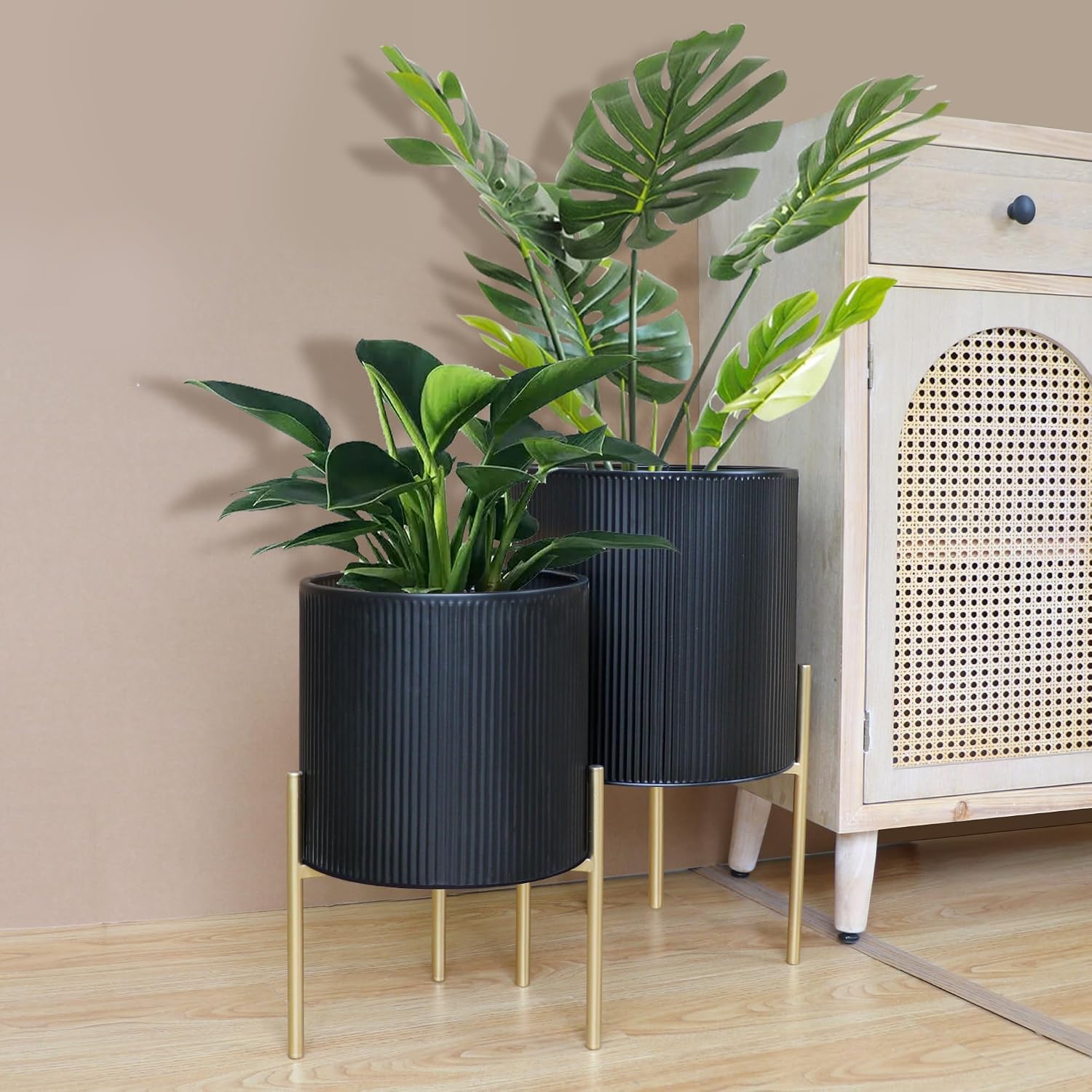 ARNIS Modern Plant Pots, Set of 2 Round Large Planters with Stand, Large Size Metal Pots with Drainage Holes for Living