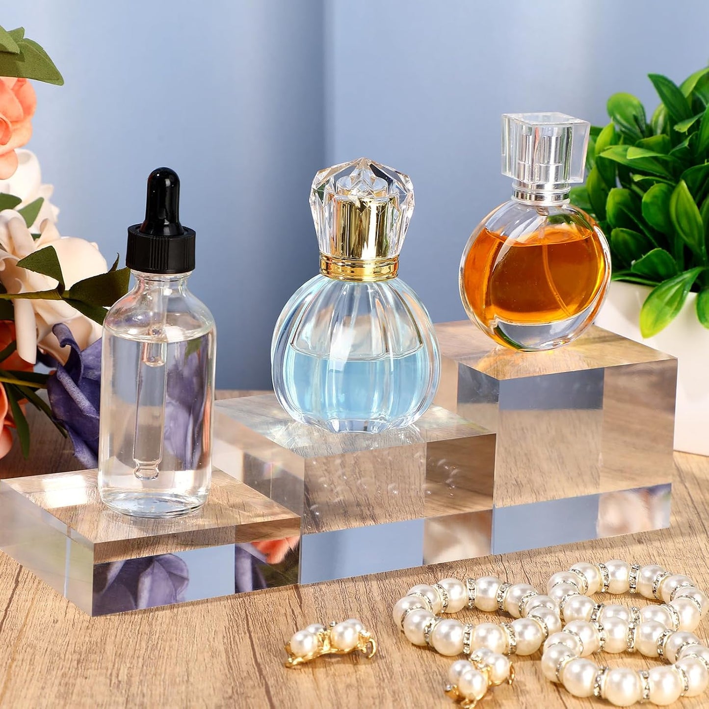 6 Pcs Acrylic Risers Stand Display Block Decor Riser 3 Size Decor Clear Polished Cube Solid Pedestal Stand for Jewelry