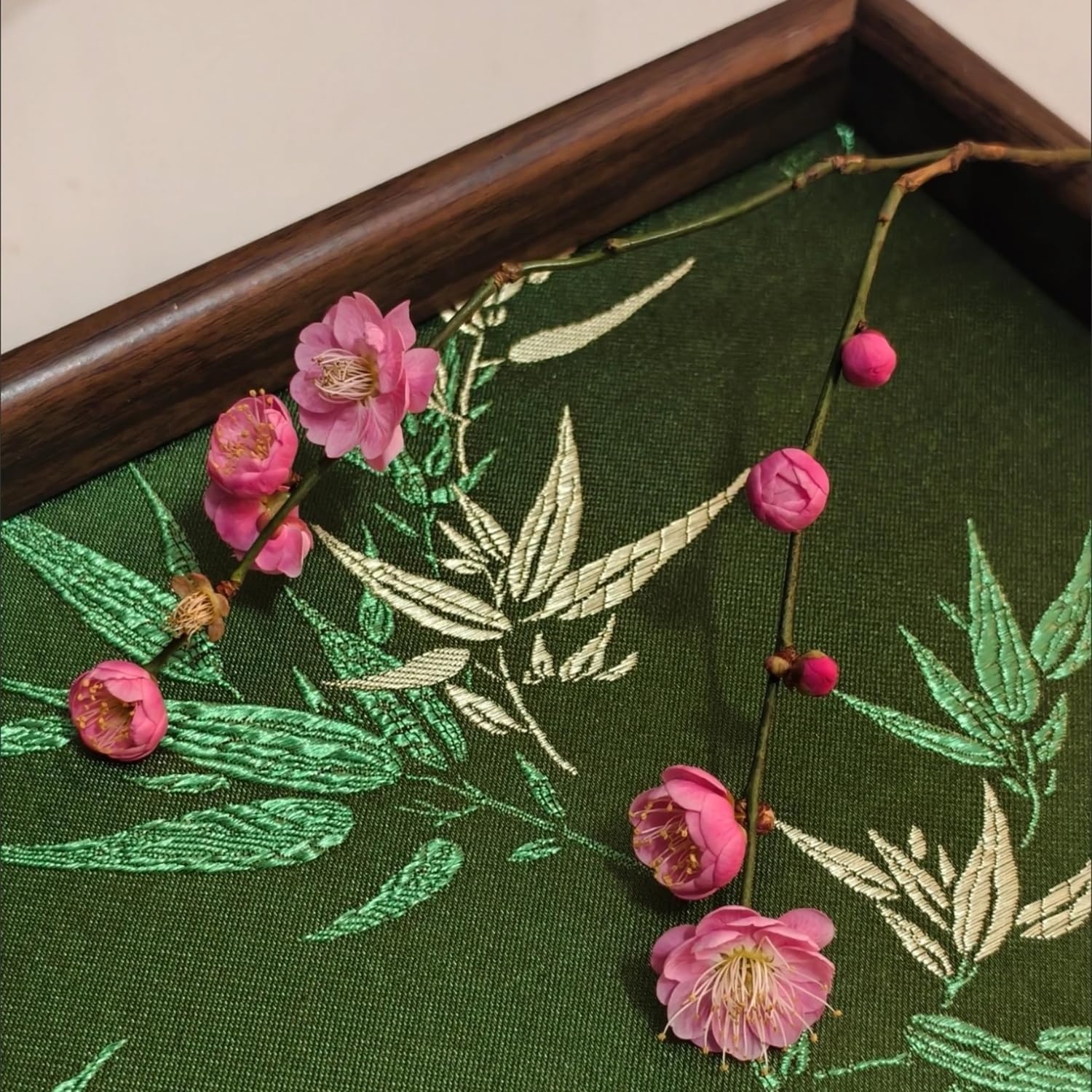 Bamboo Embroidered Decorative Tray Wooden Catchall Tray for Dresser / Green