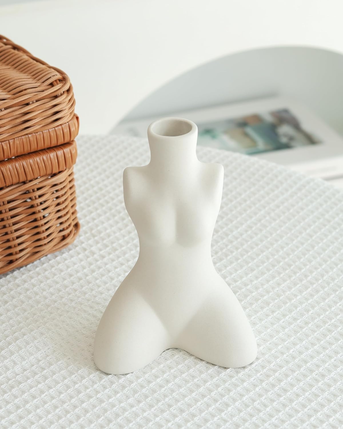 Elegant Female Torso Ceramic Vase / Posey-sit