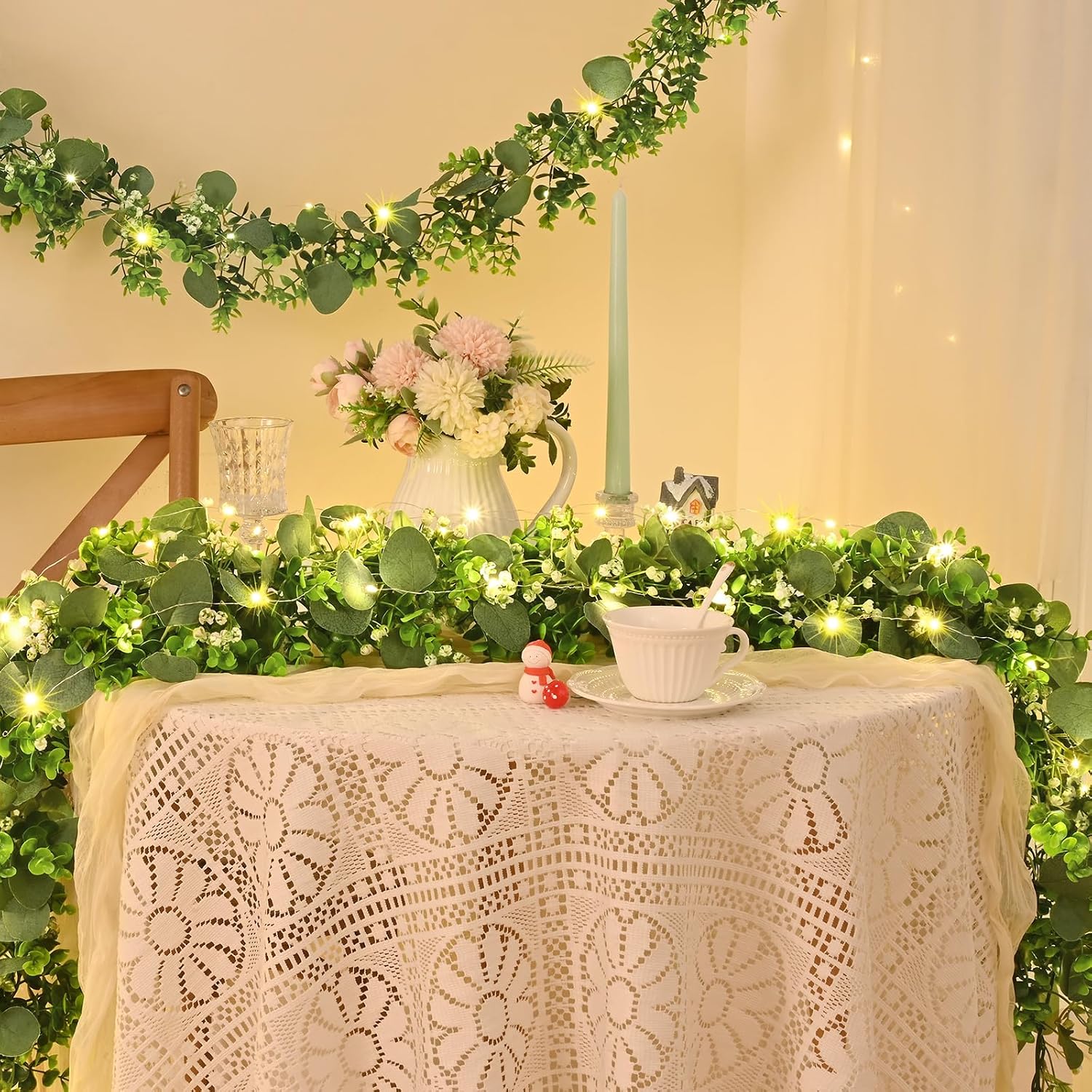 Garland / Flowers / Eucalyptus Garland with Lights / Green / 5.9 Inch / Set of 8