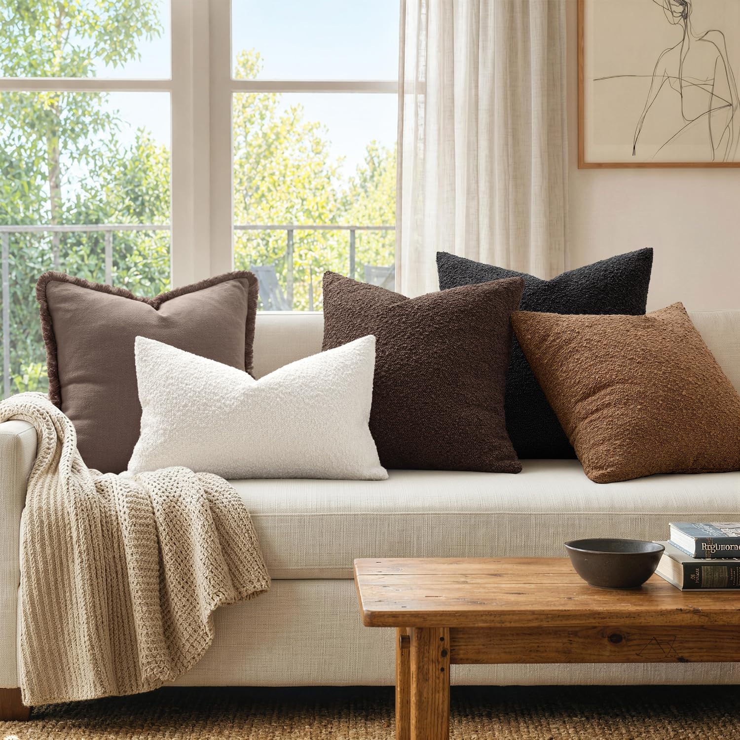 Decorative Pillow Covers / 18 x 18 / White / Set of 2