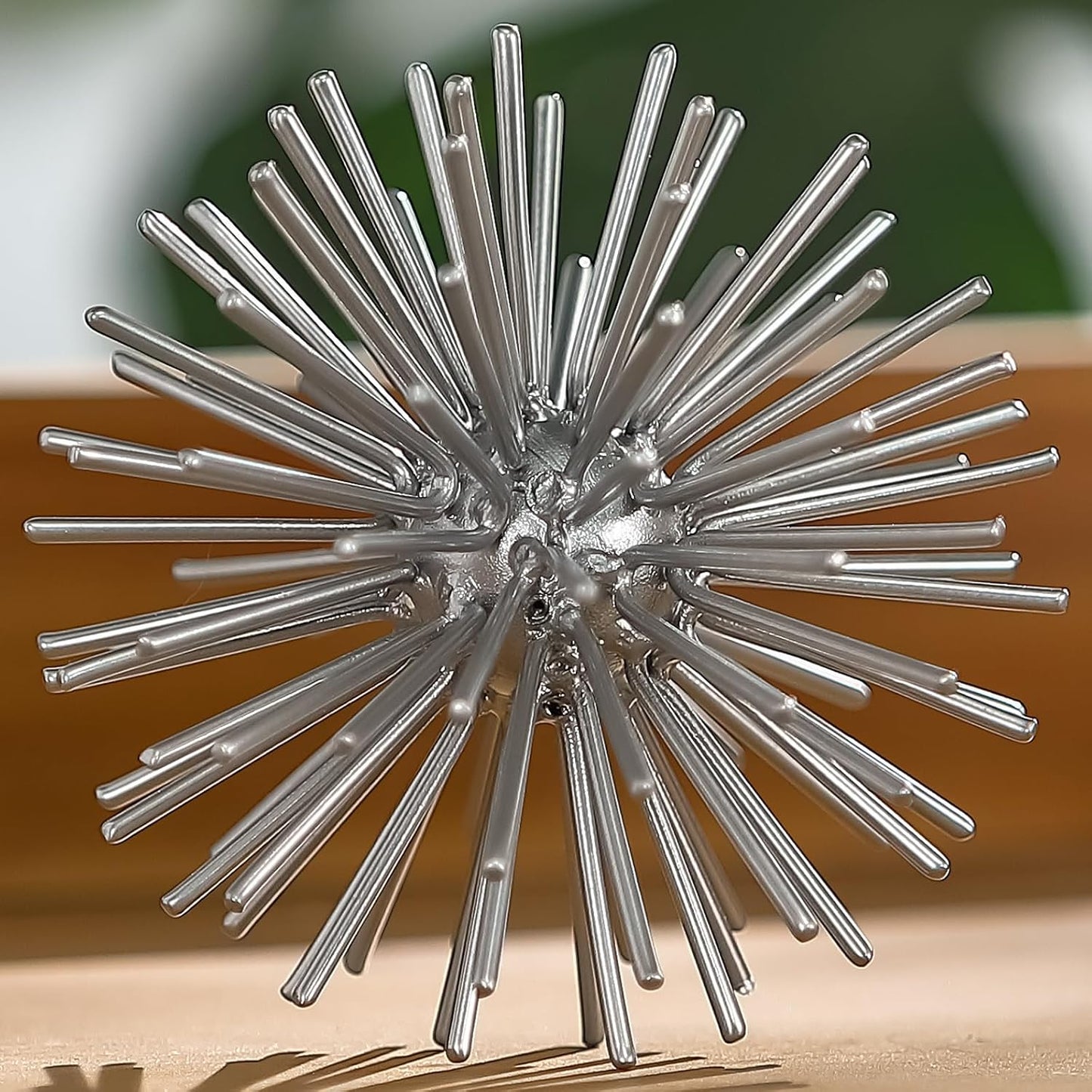 Metal Starburst Tabletop Sculpture Decor / Silver-starburst-4.2