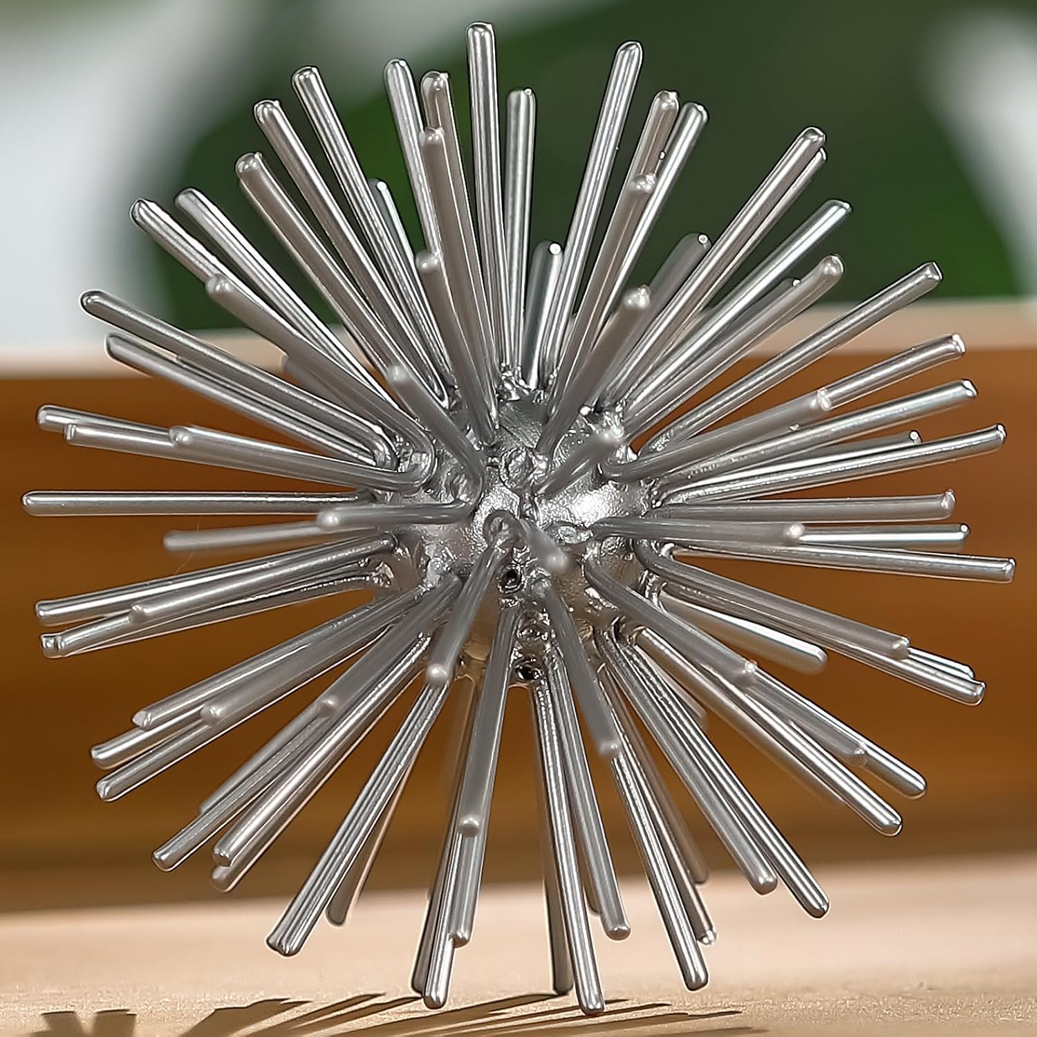 Metal Starburst Tabletop Sculpture Decor / Silver-starburst-4.2