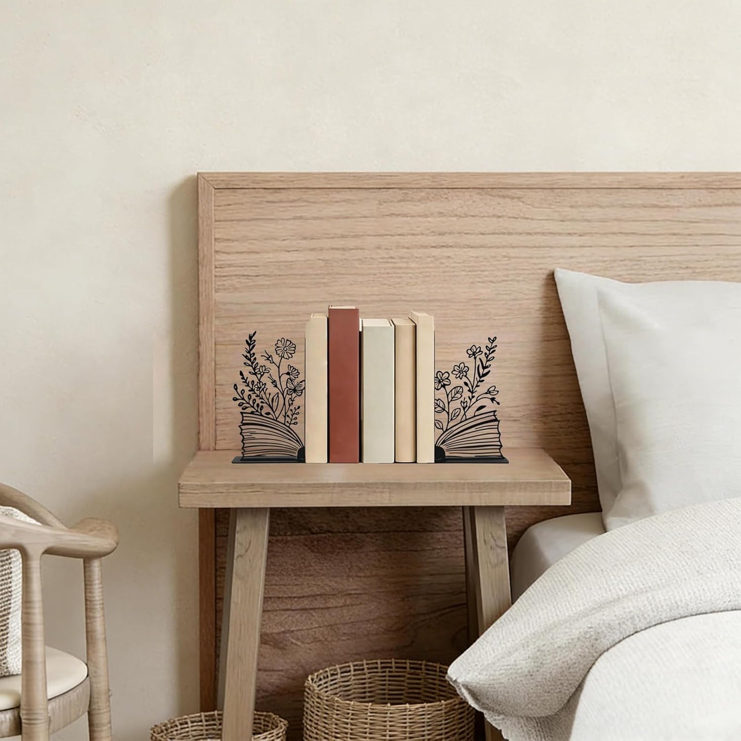 Unique Metal Bookends / Black