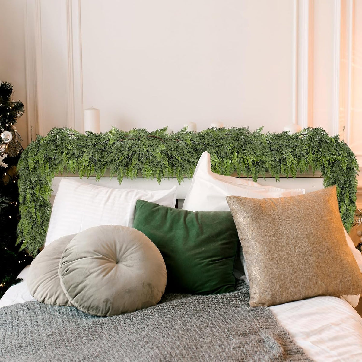 Whaline 15 Ft Christmas Norfolk Pine Garland Artificial Cedar Pine Garlands for Winter Xmas Indoor Outdoor Home Party