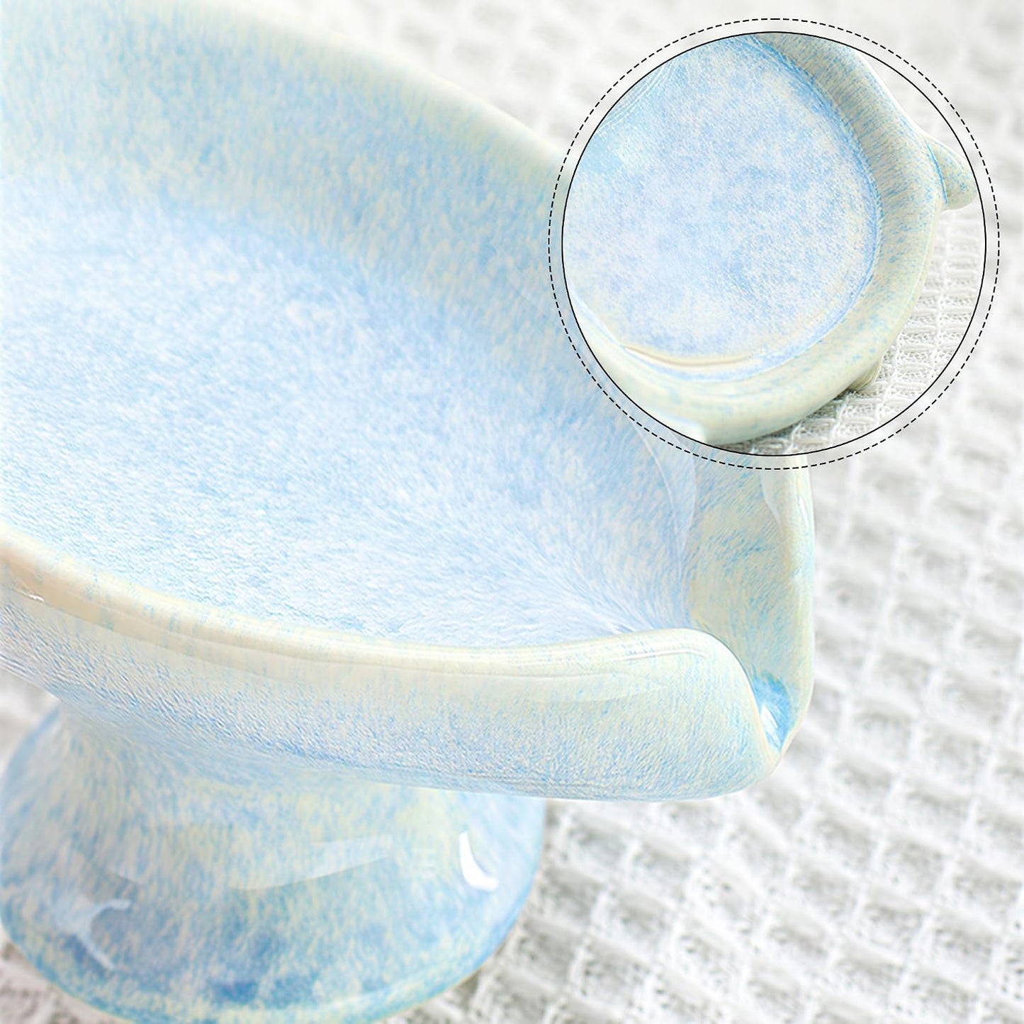 Glacier Leaf Self Draining Bar Soap Holder / Blue