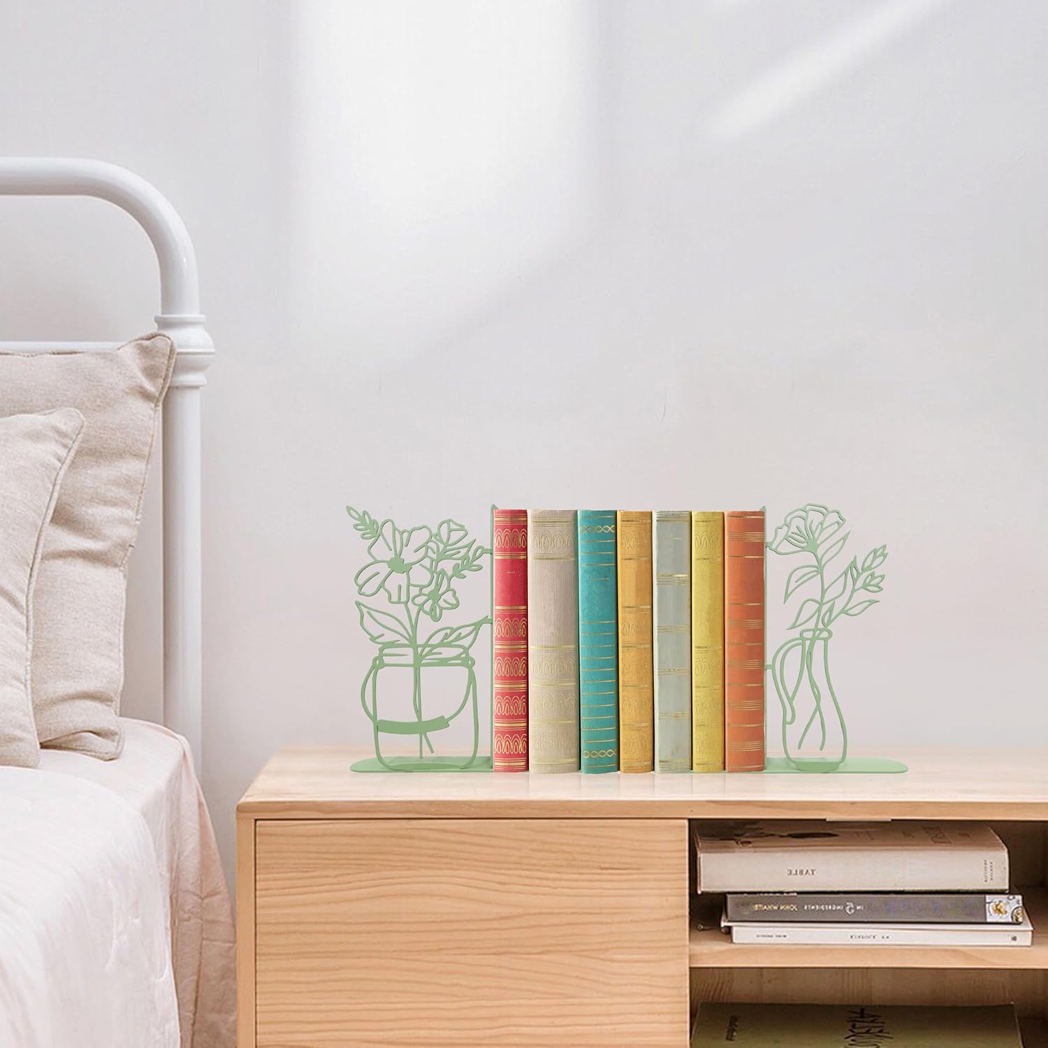 Metal Decorative BookEnds / Green