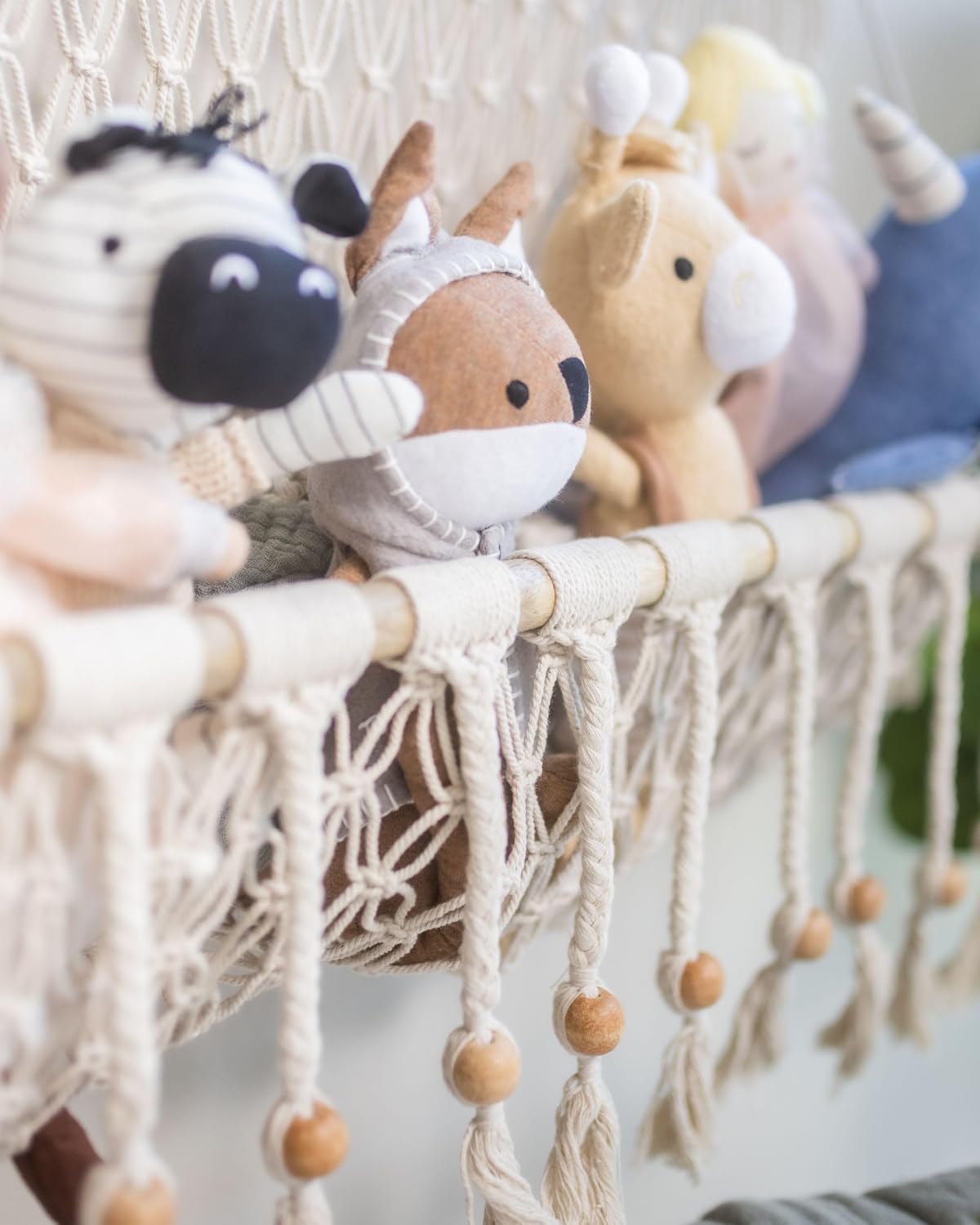 Willow Macrame Hanging Storage Bin / Beige