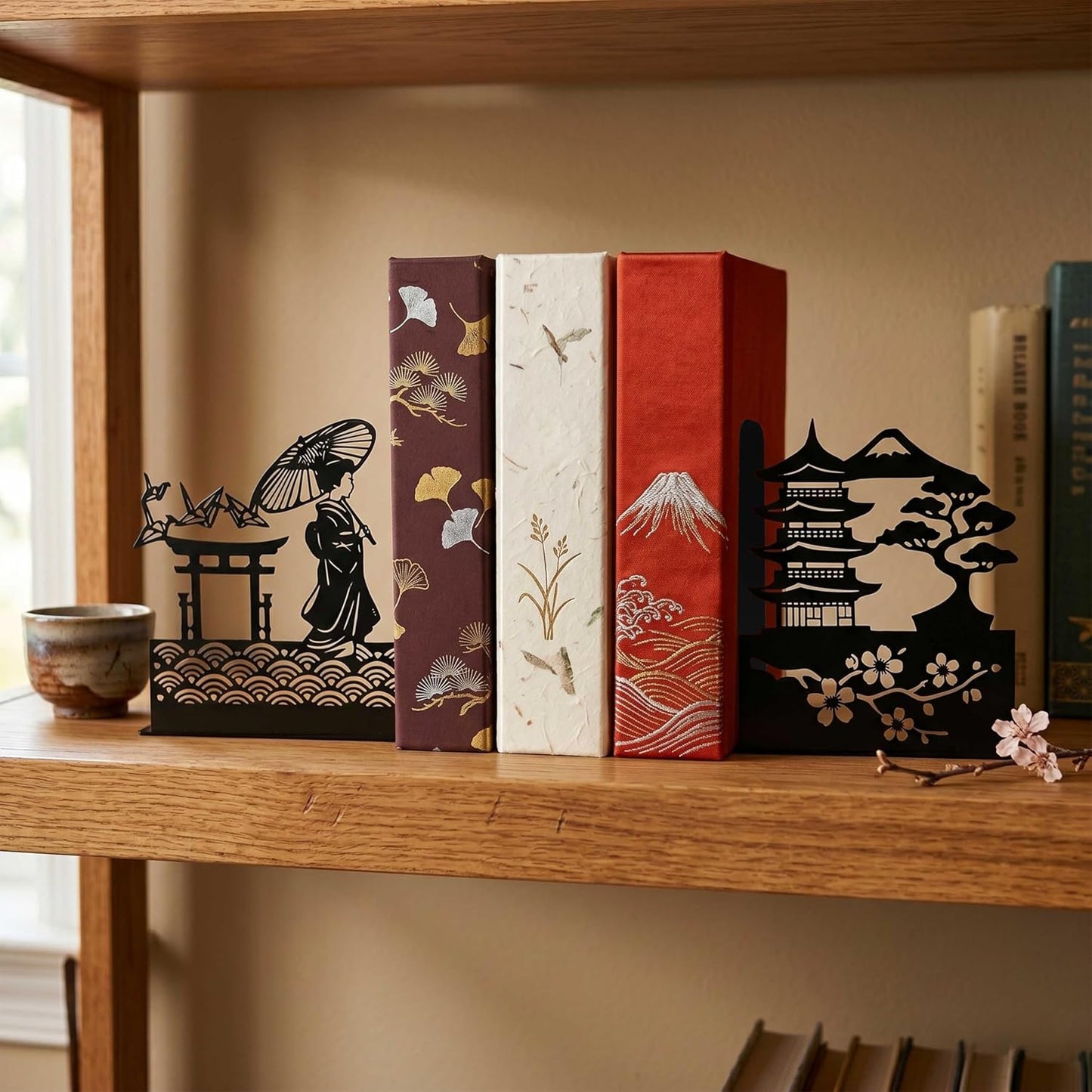 Metal Japanese Anime Book Ends / Black